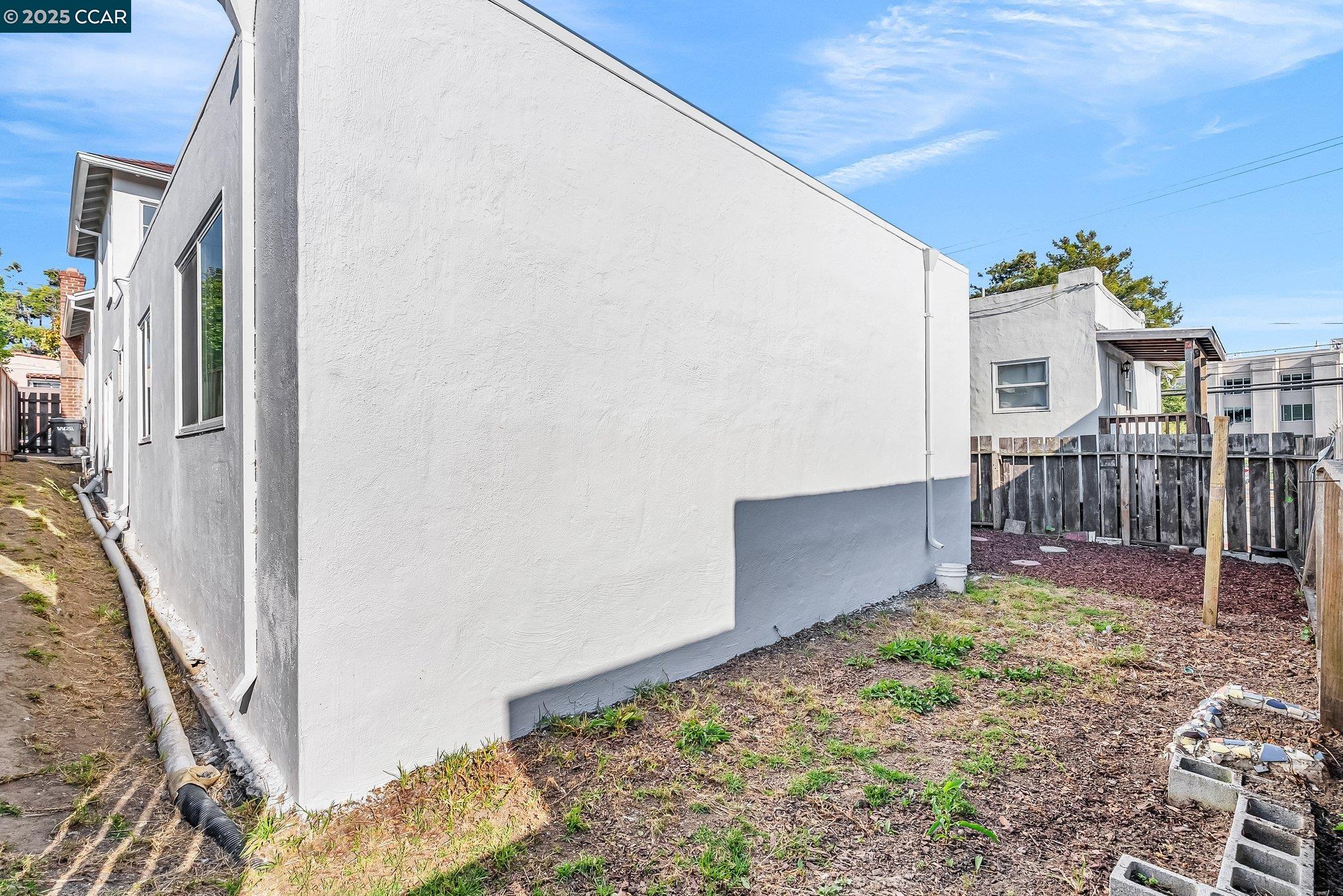 932 Pierce St