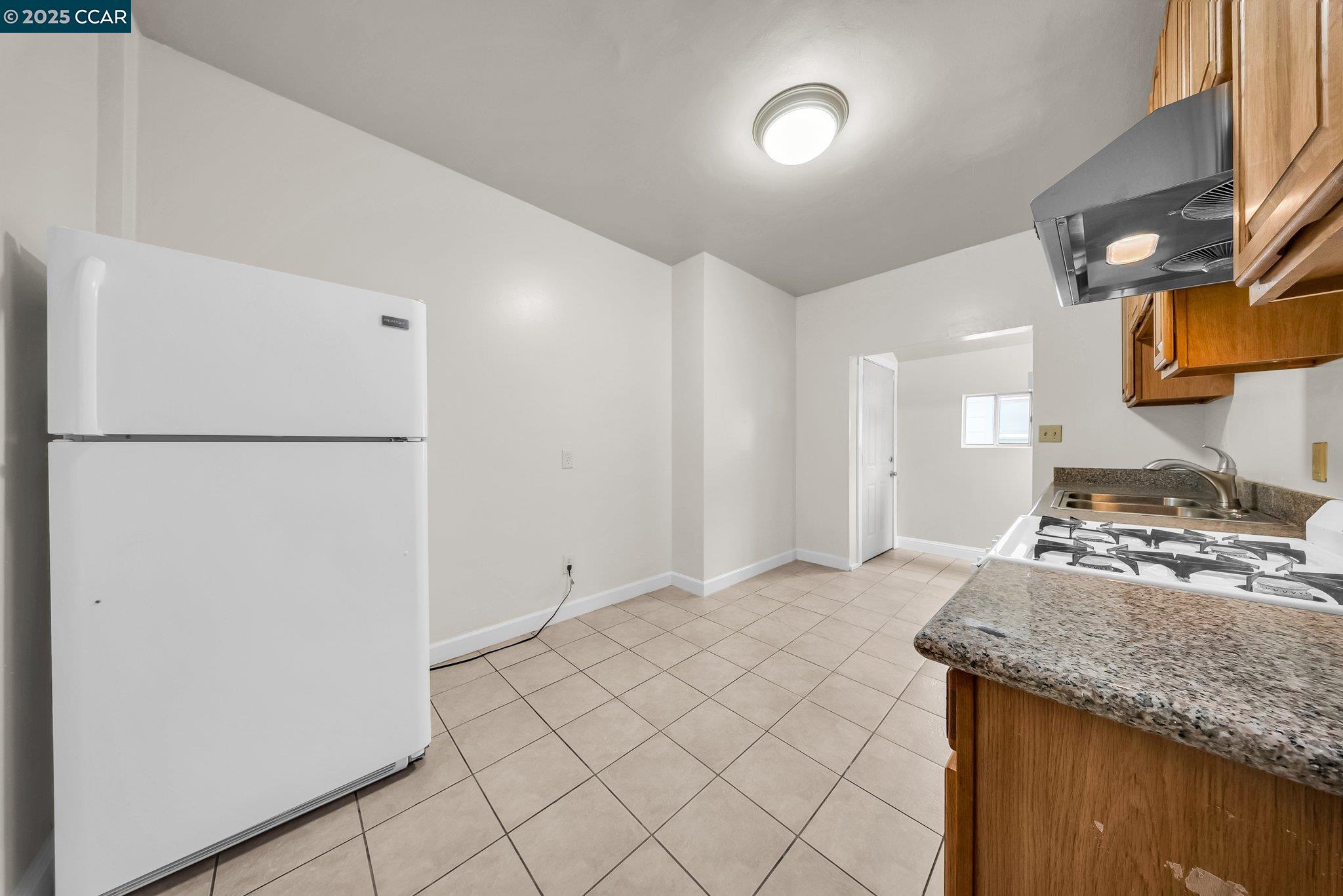 5227 San Jose Ave