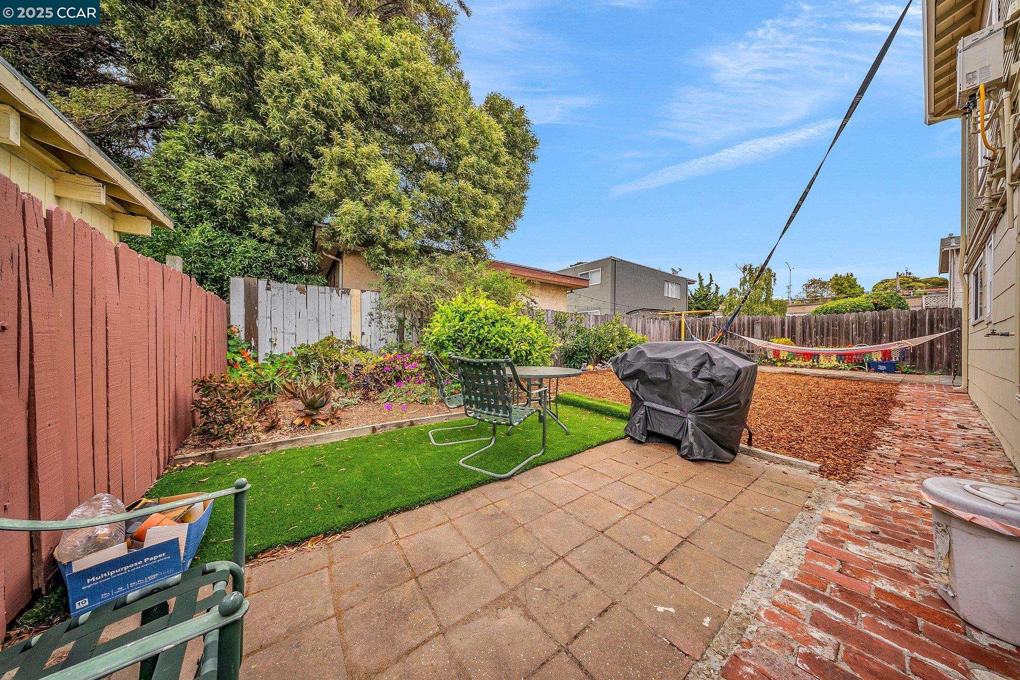 5227 San Jose Ave