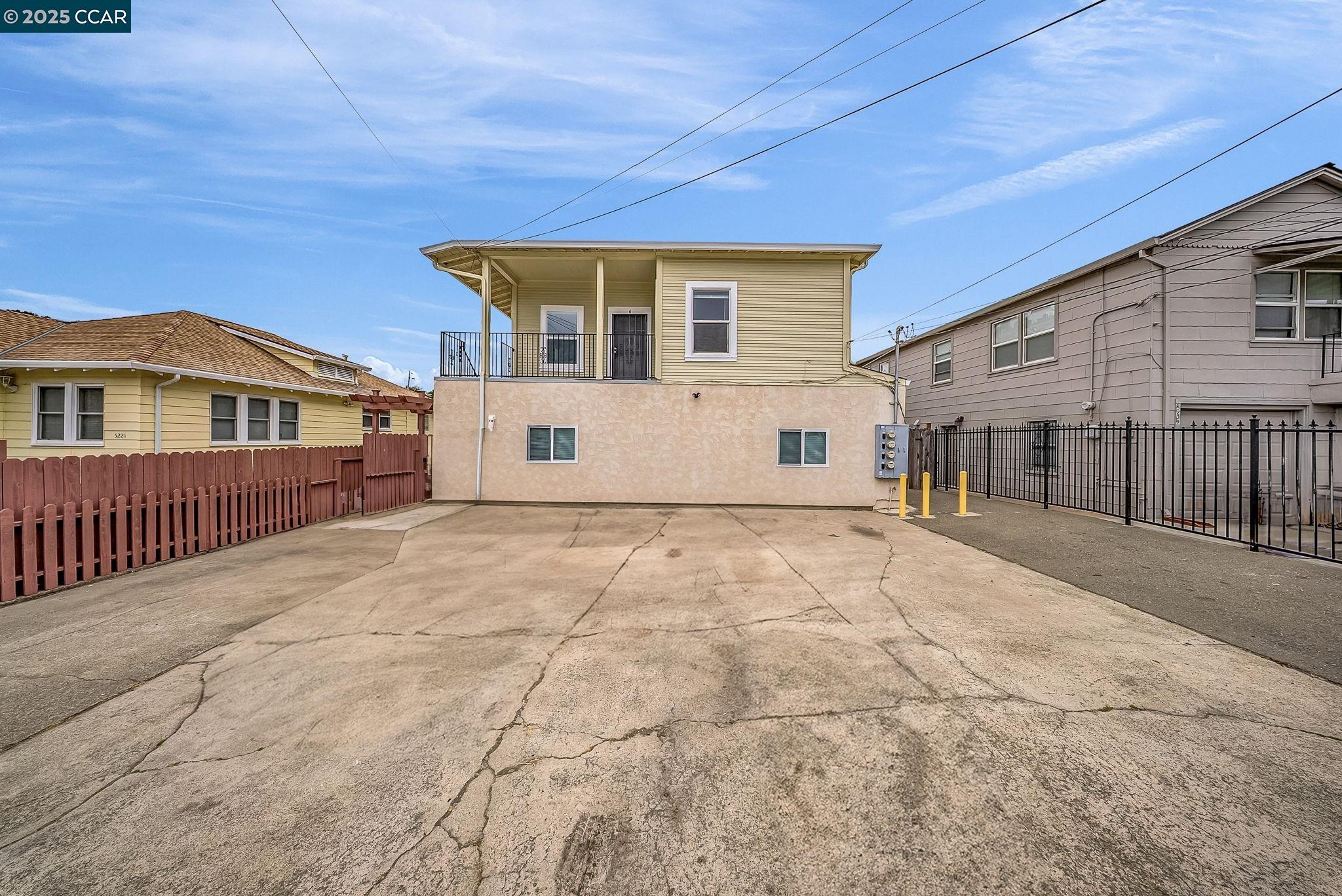 5227 San Jose Ave