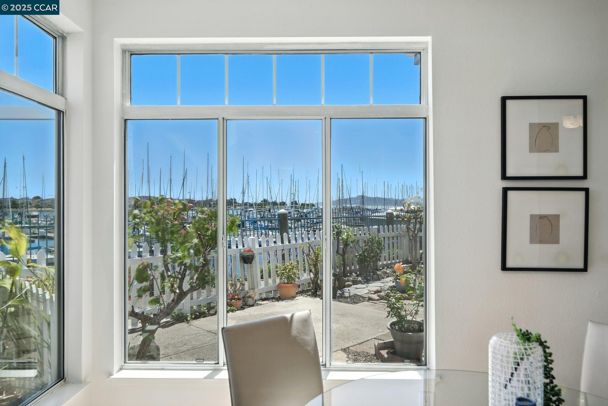 505 Commodore Dr