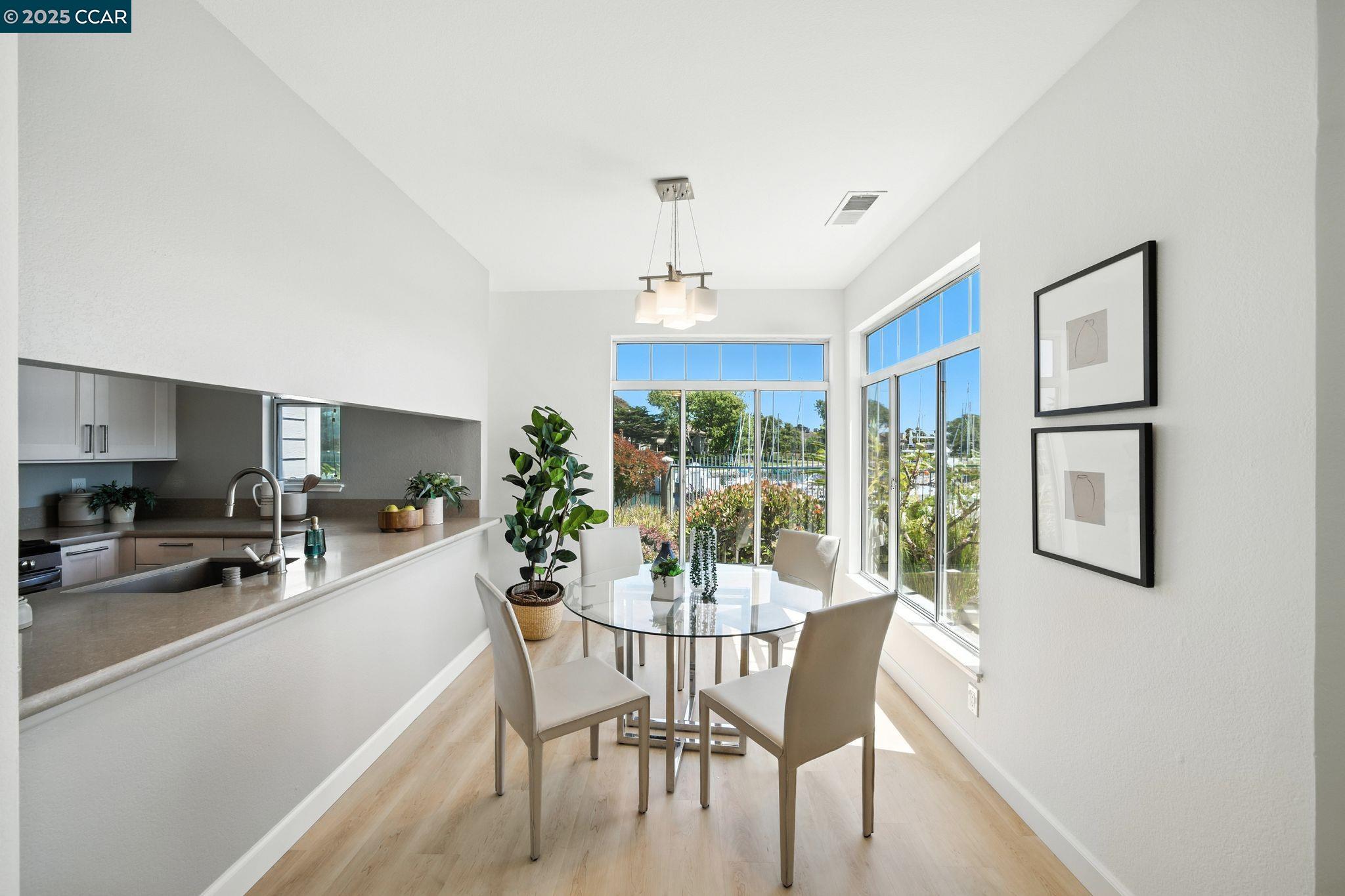 505 Commodore Dr