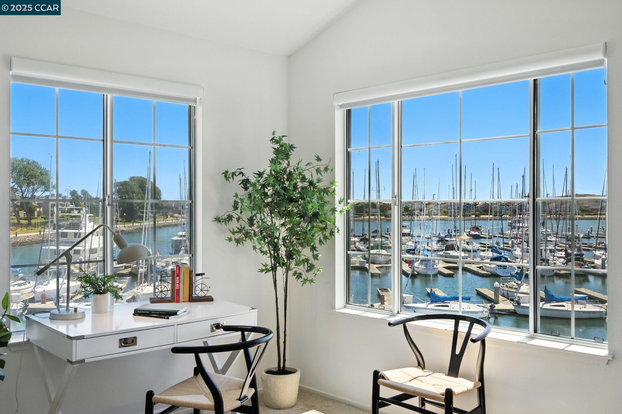505 Commodore Dr