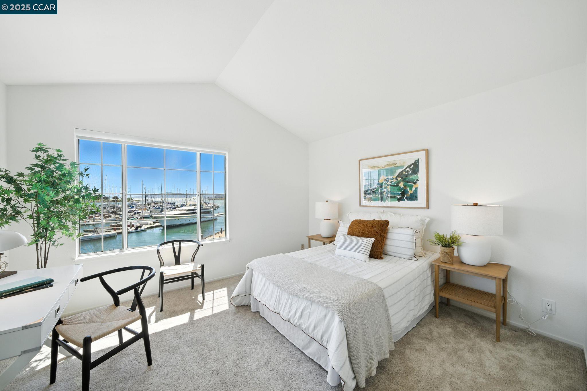 505 Commodore Dr