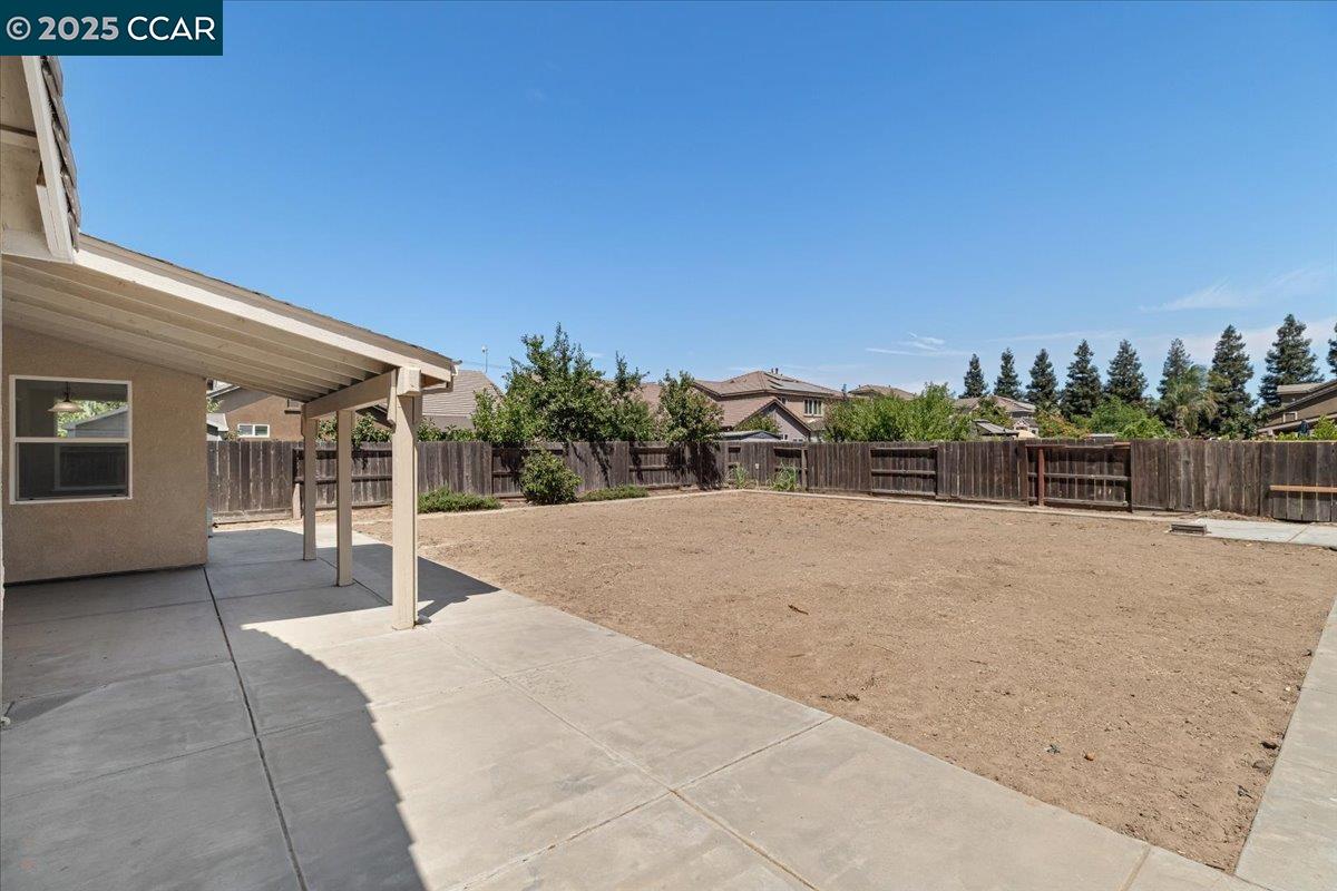 4540 Sunny Oak Dr