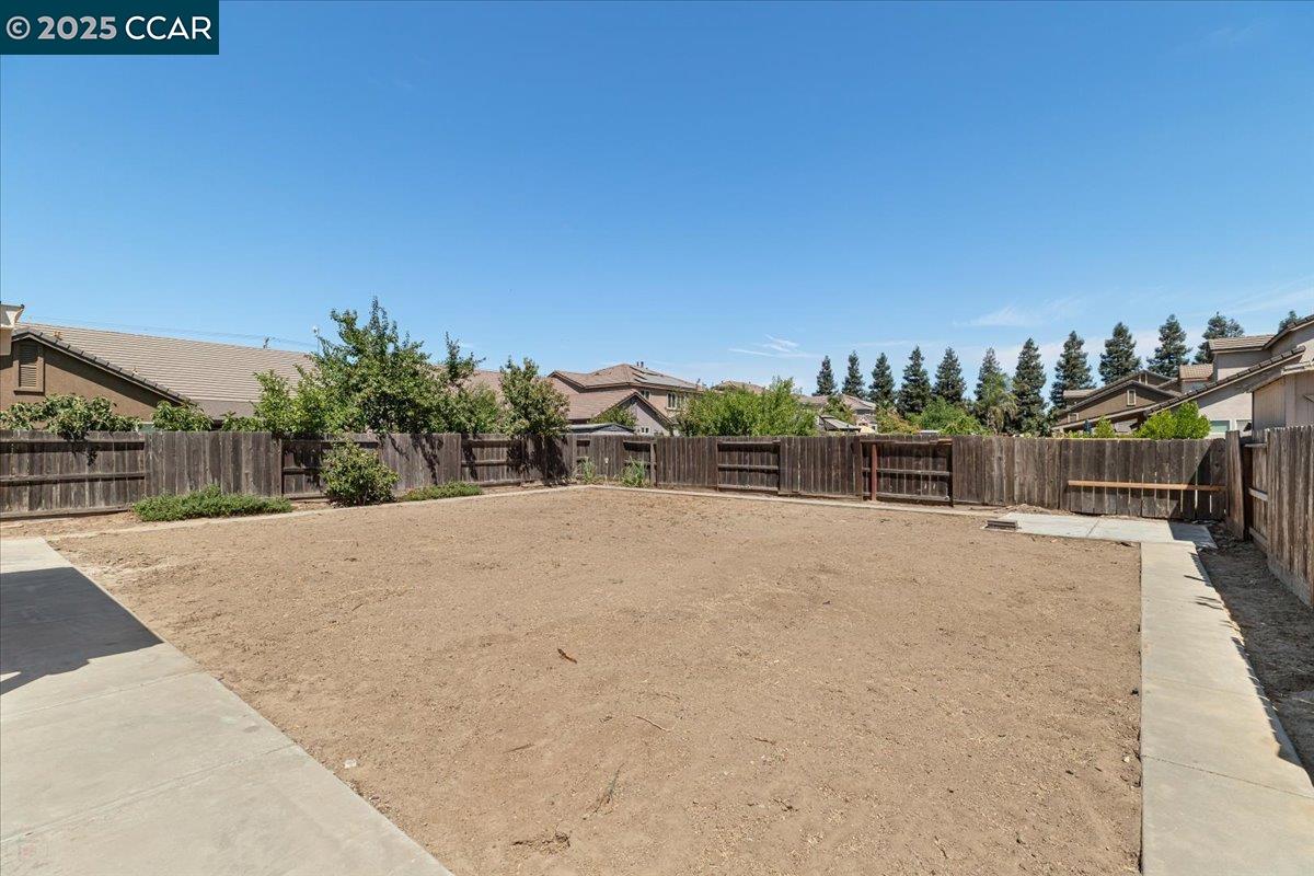 4540 Sunny Oak Dr
