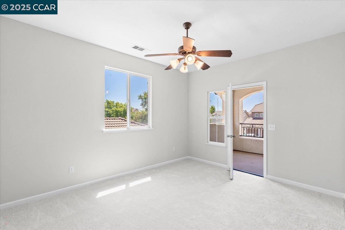 4540 Sunny Oak Dr