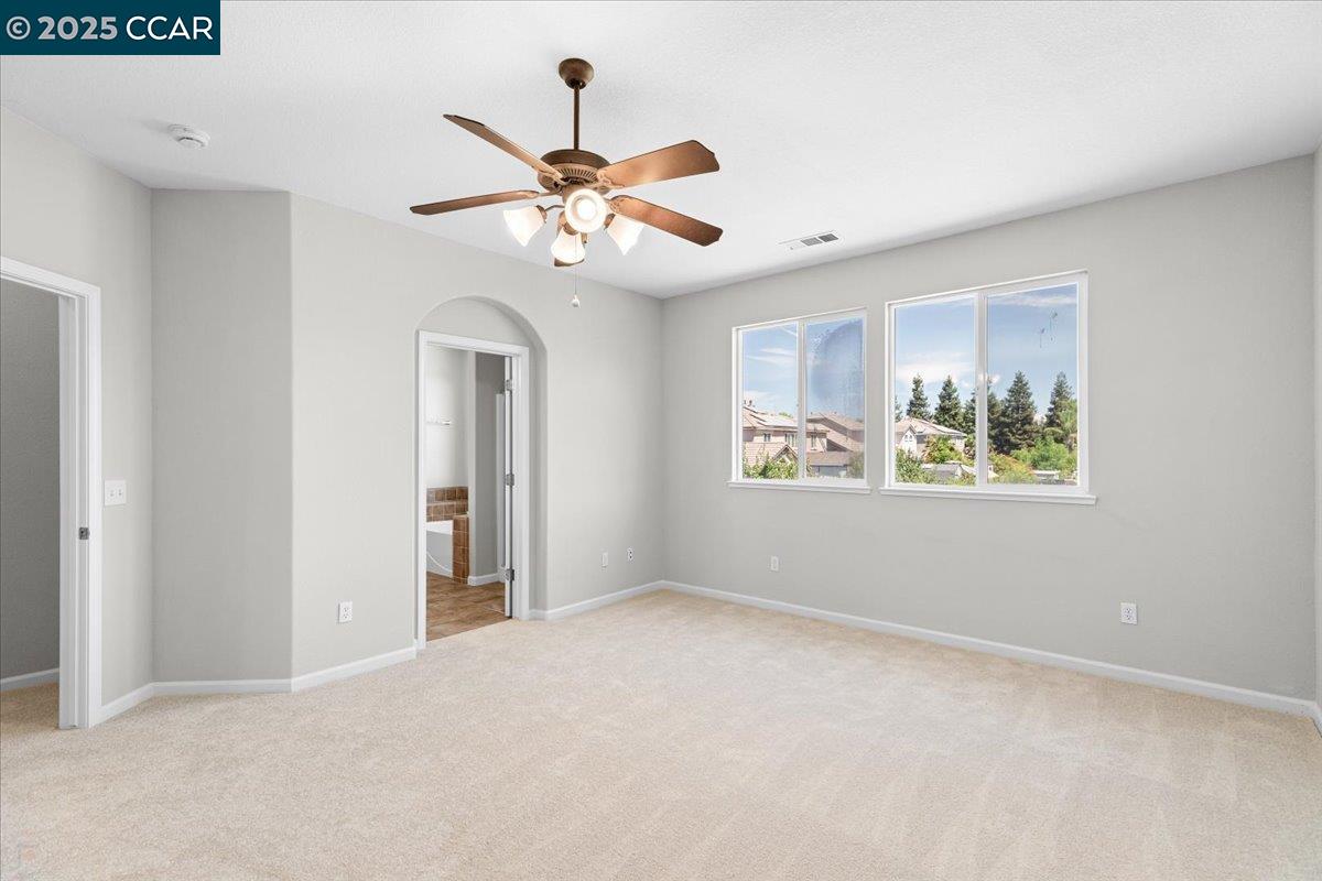 4540 Sunny Oak Dr