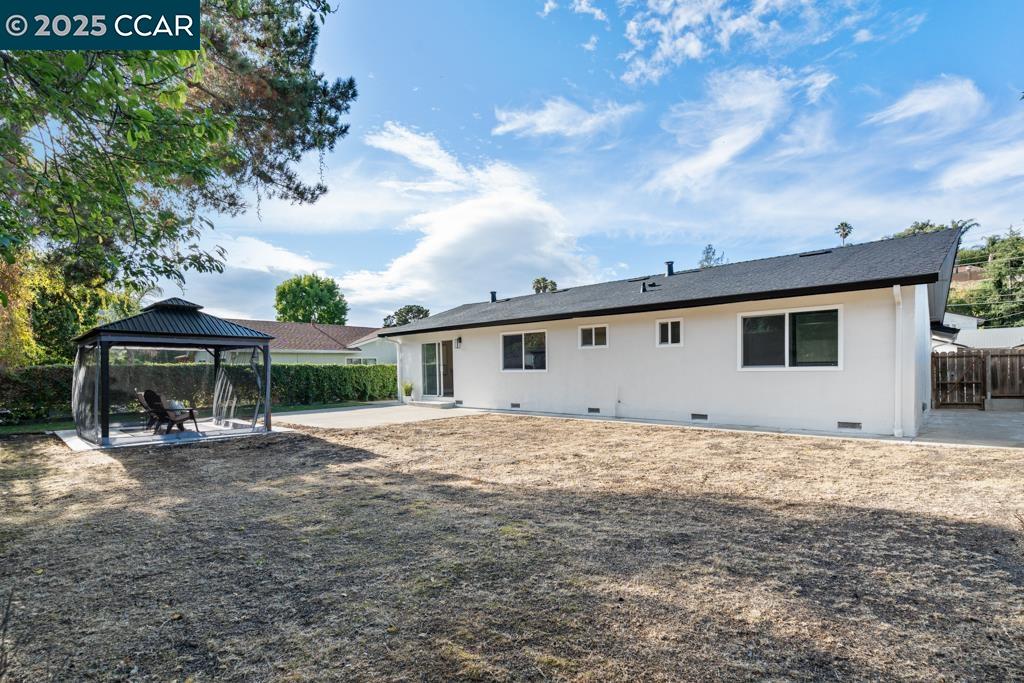 2358 Wright Ave