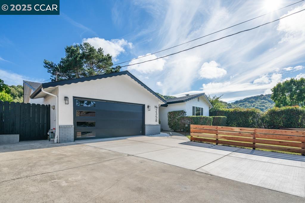 2358 Wright Ave