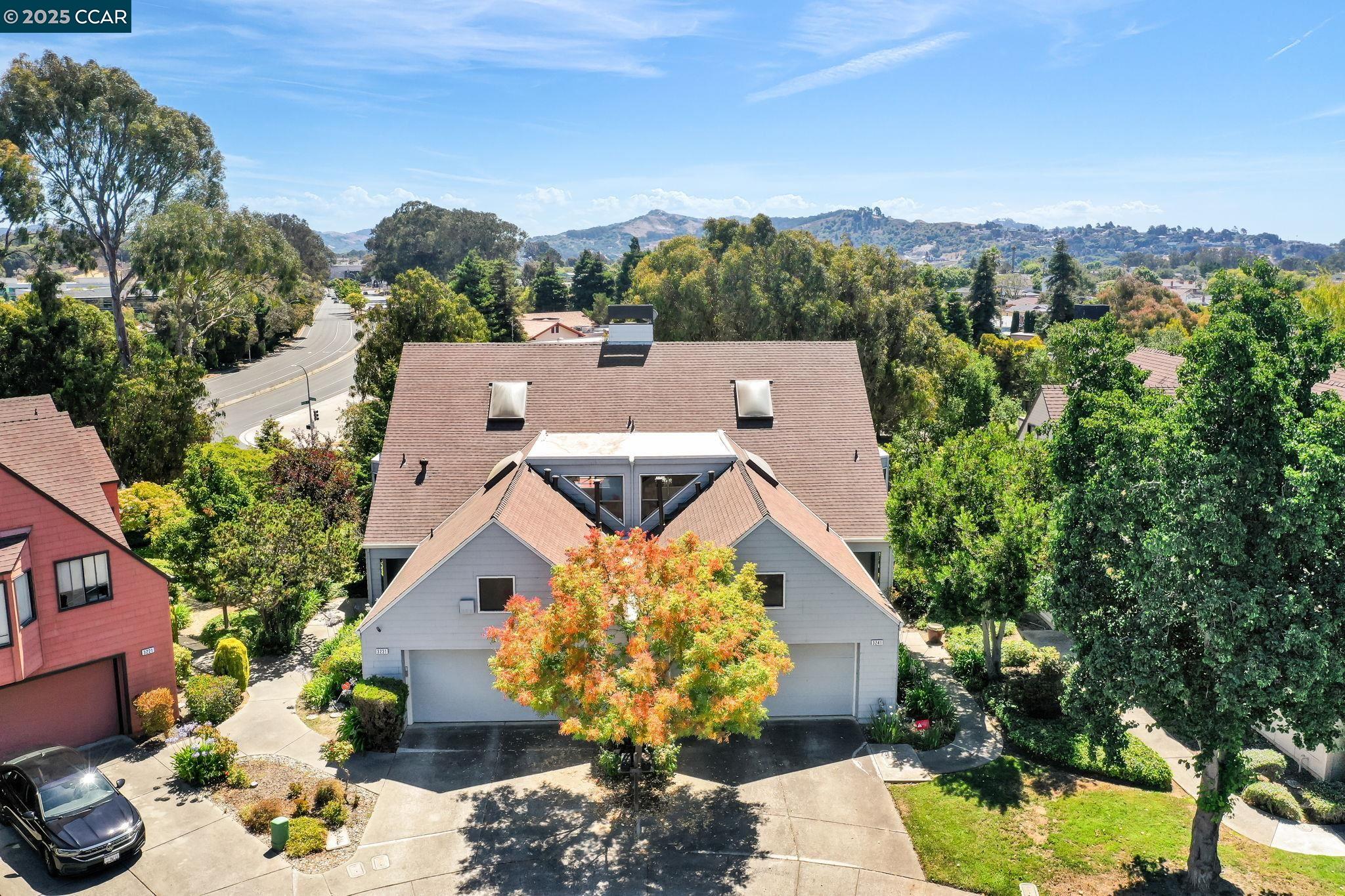3231 Southridge Dr