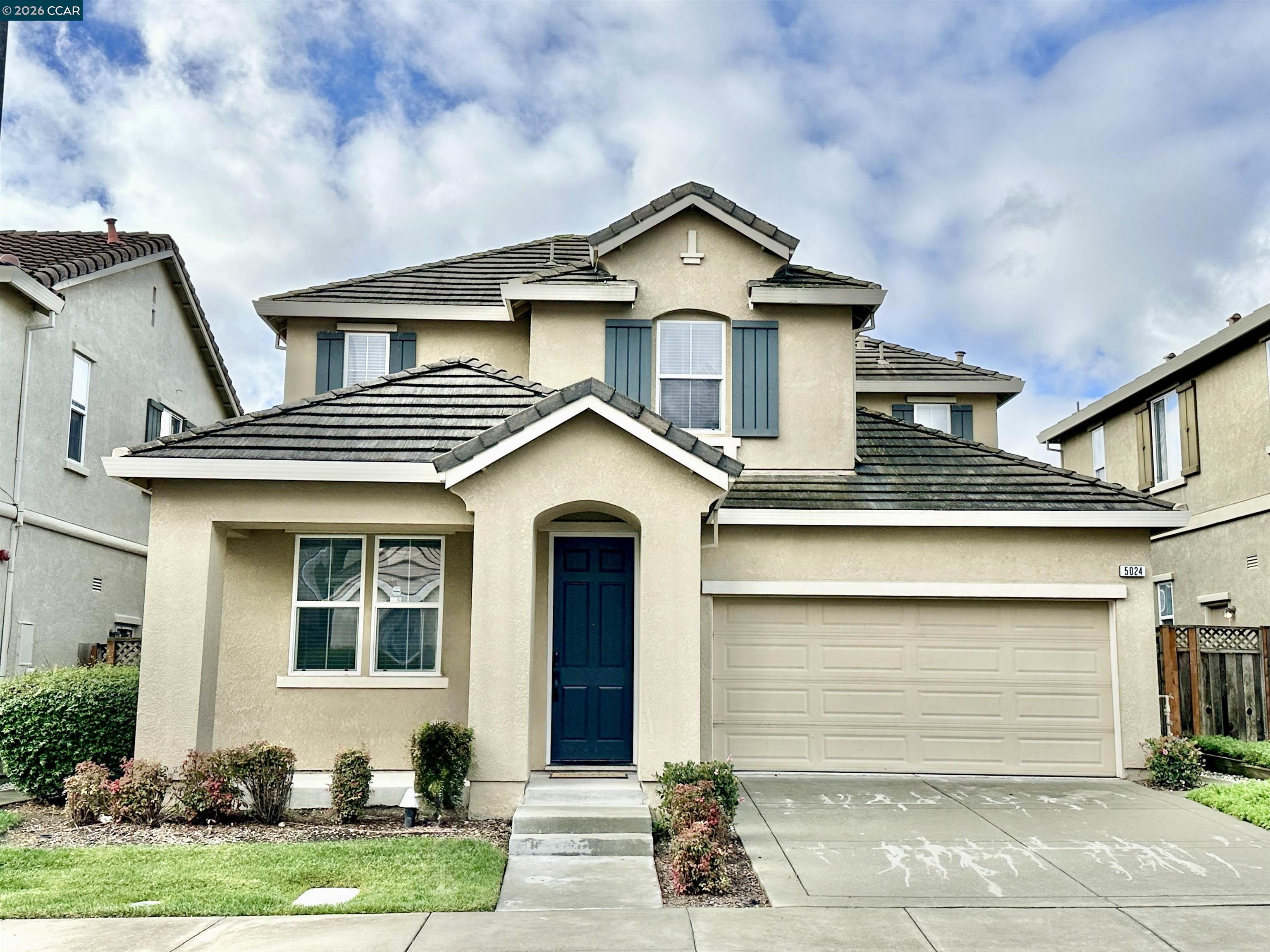 5024 Escalon Cir