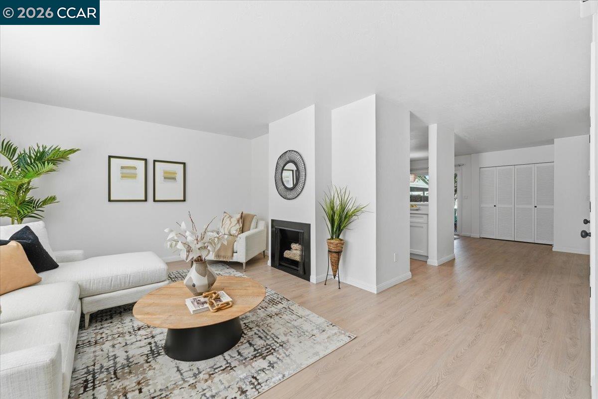 1824 Tesoro Ct