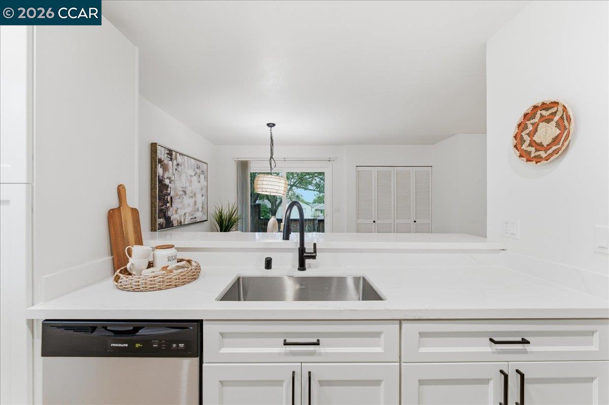 1824 Tesoro Ct