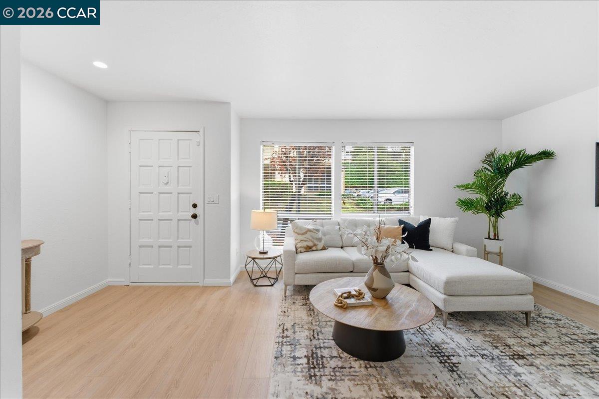 1824 Tesoro Ct