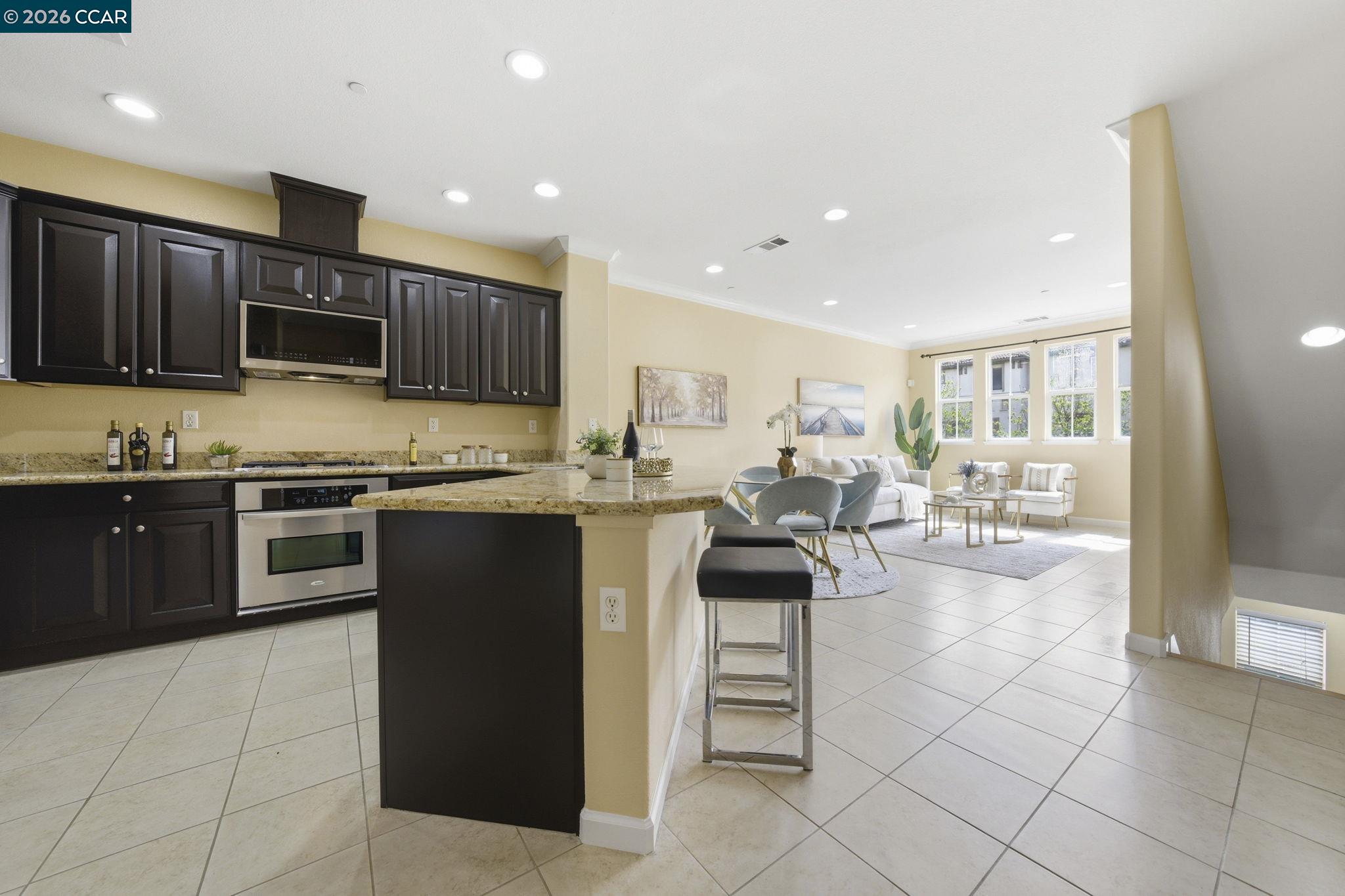 252 Sullivan Way