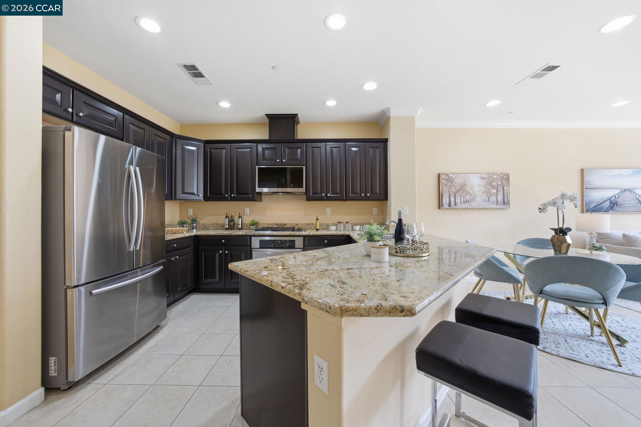 252 Sullivan Way
