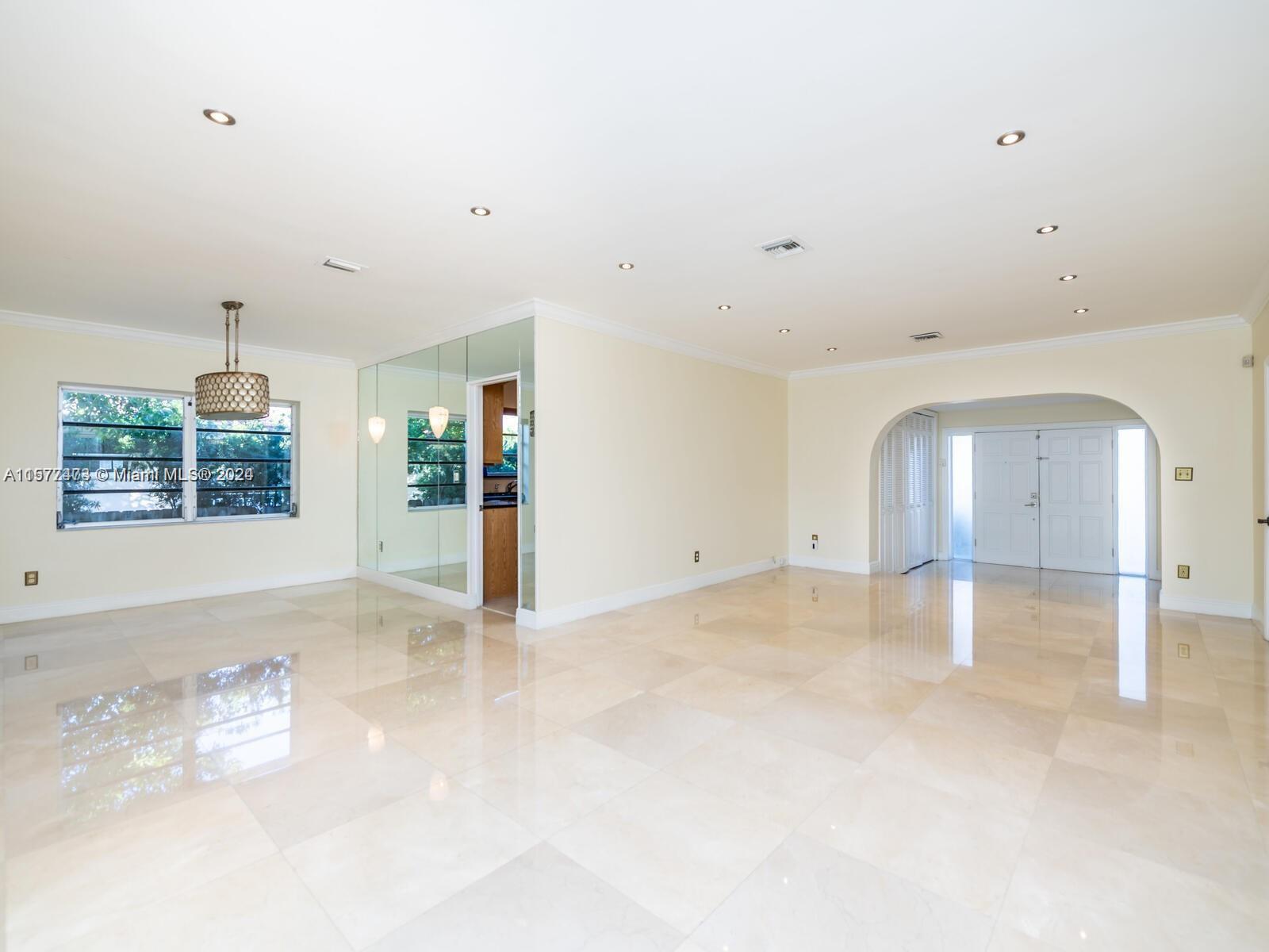 9272 Byron Ave
