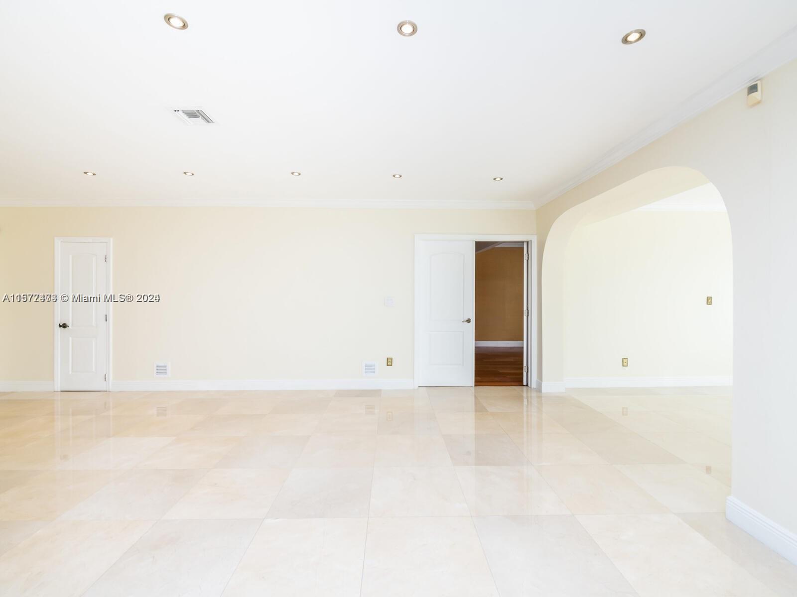 9272 Byron Ave