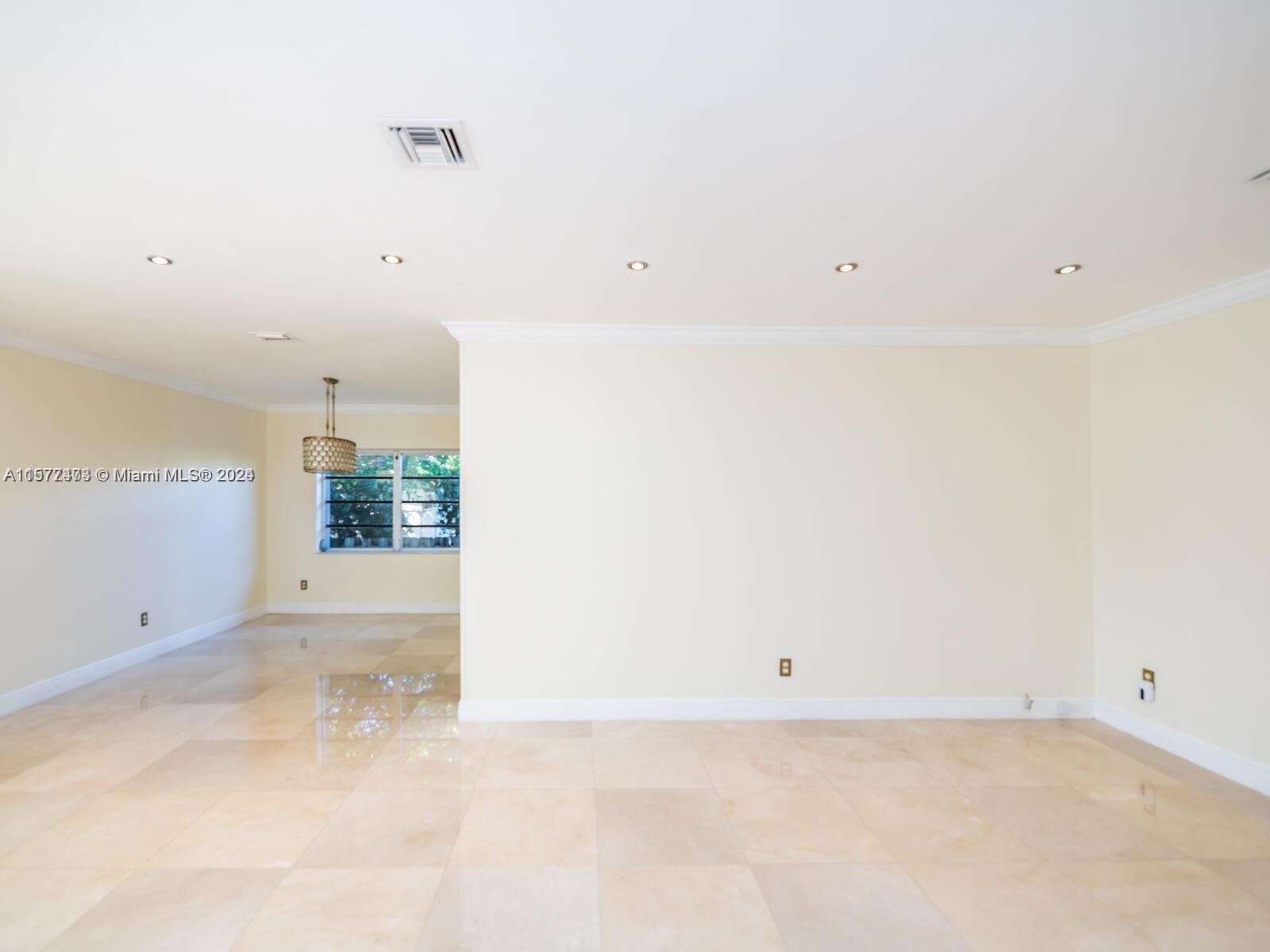 9272 Byron Ave
