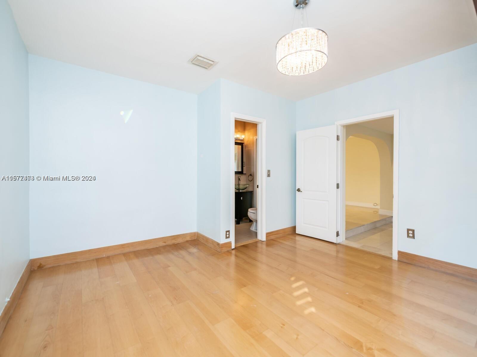 9272 Byron Ave