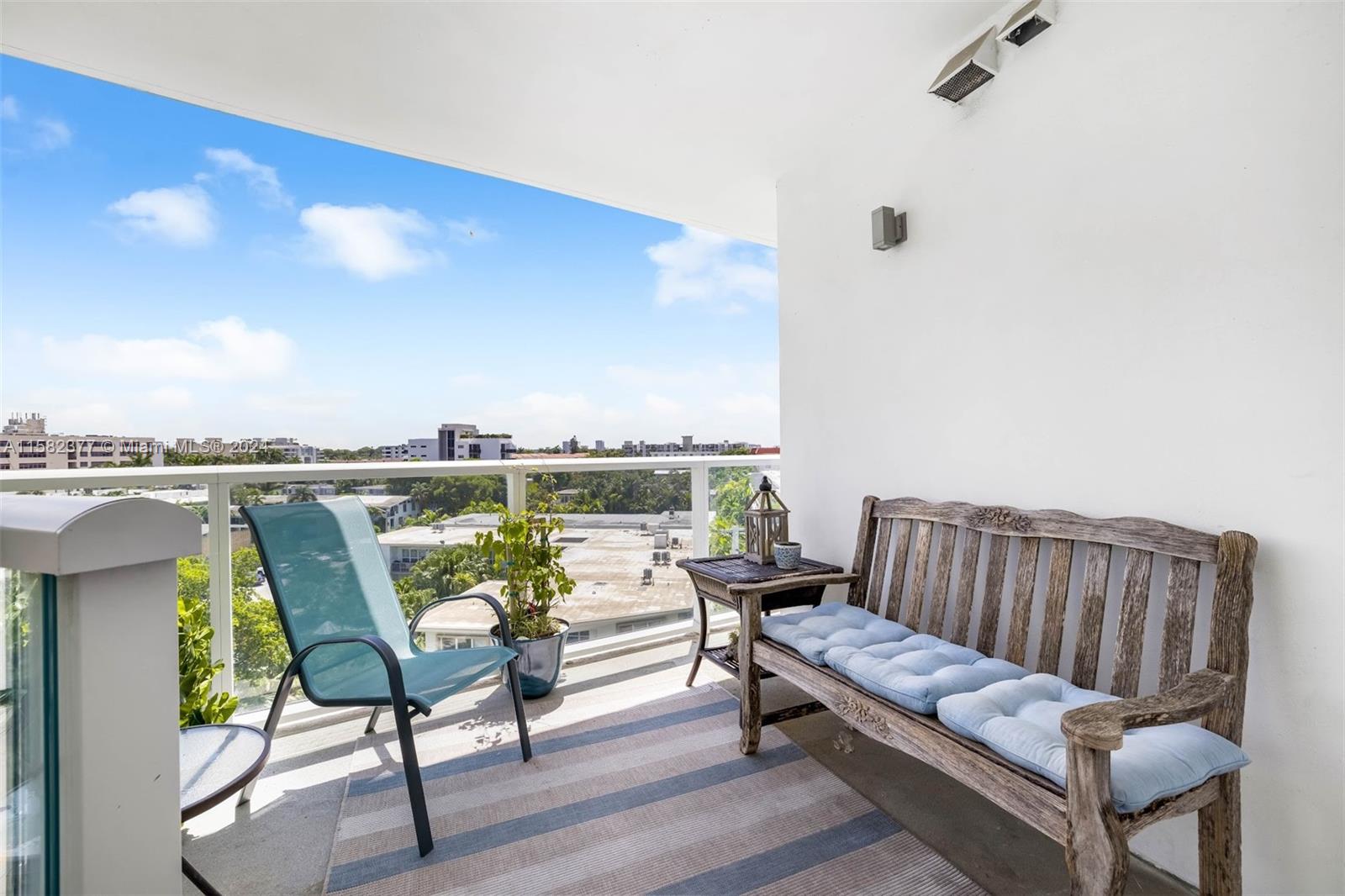 9821 E Bay Harbor Dr # 901
