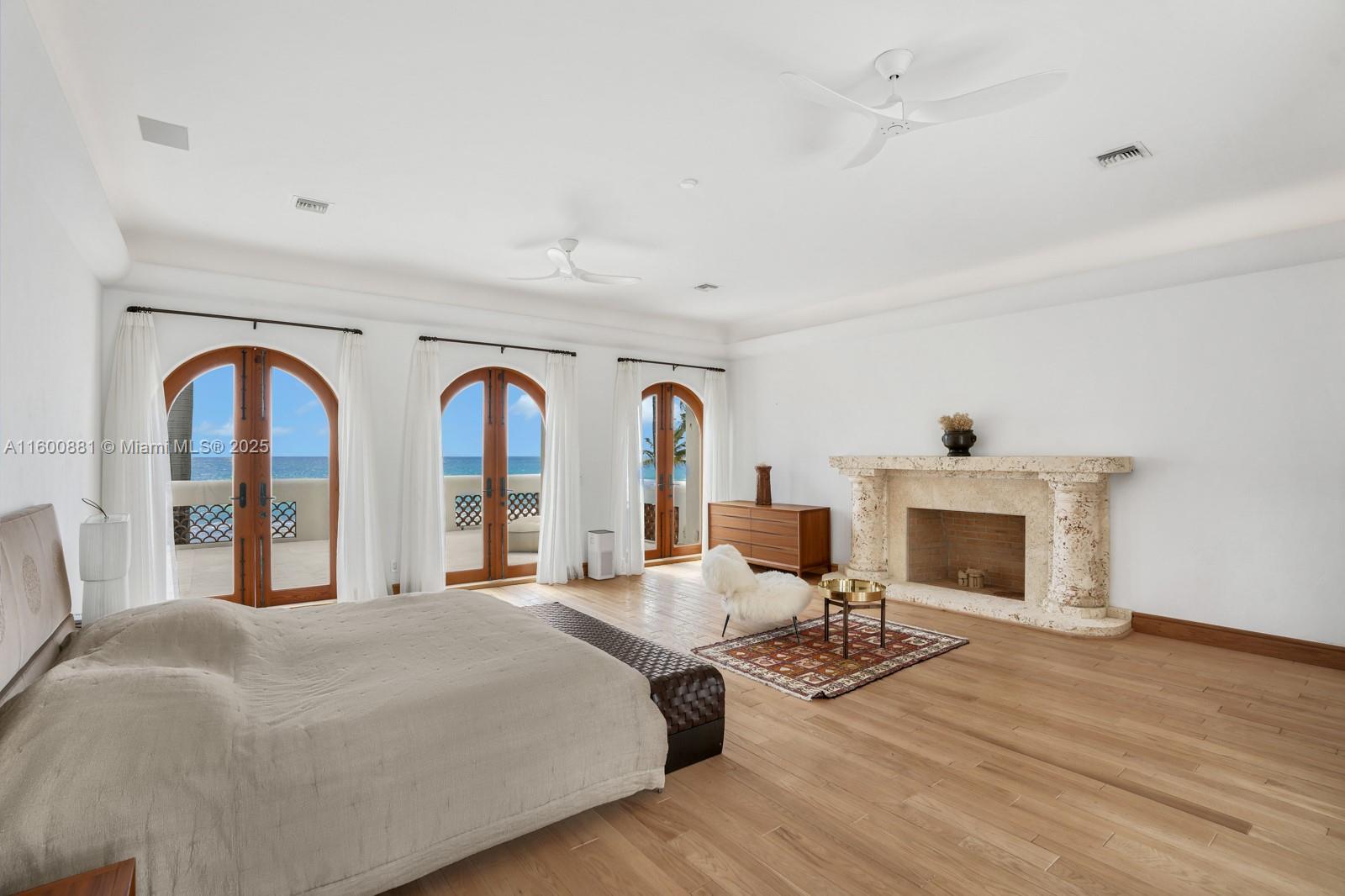 387 Ocean Blvd