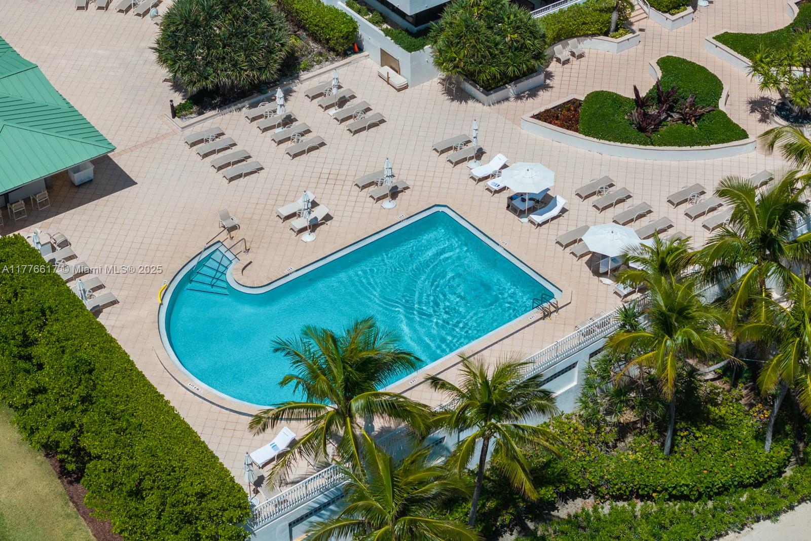 10205 Collins Ave Unit: PH3