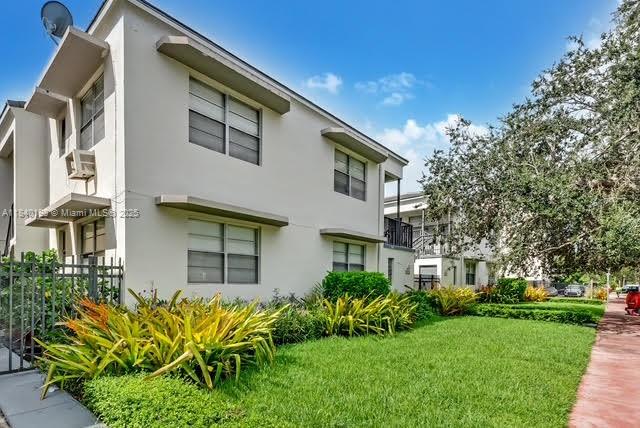 966 Biarritz Dr # 2