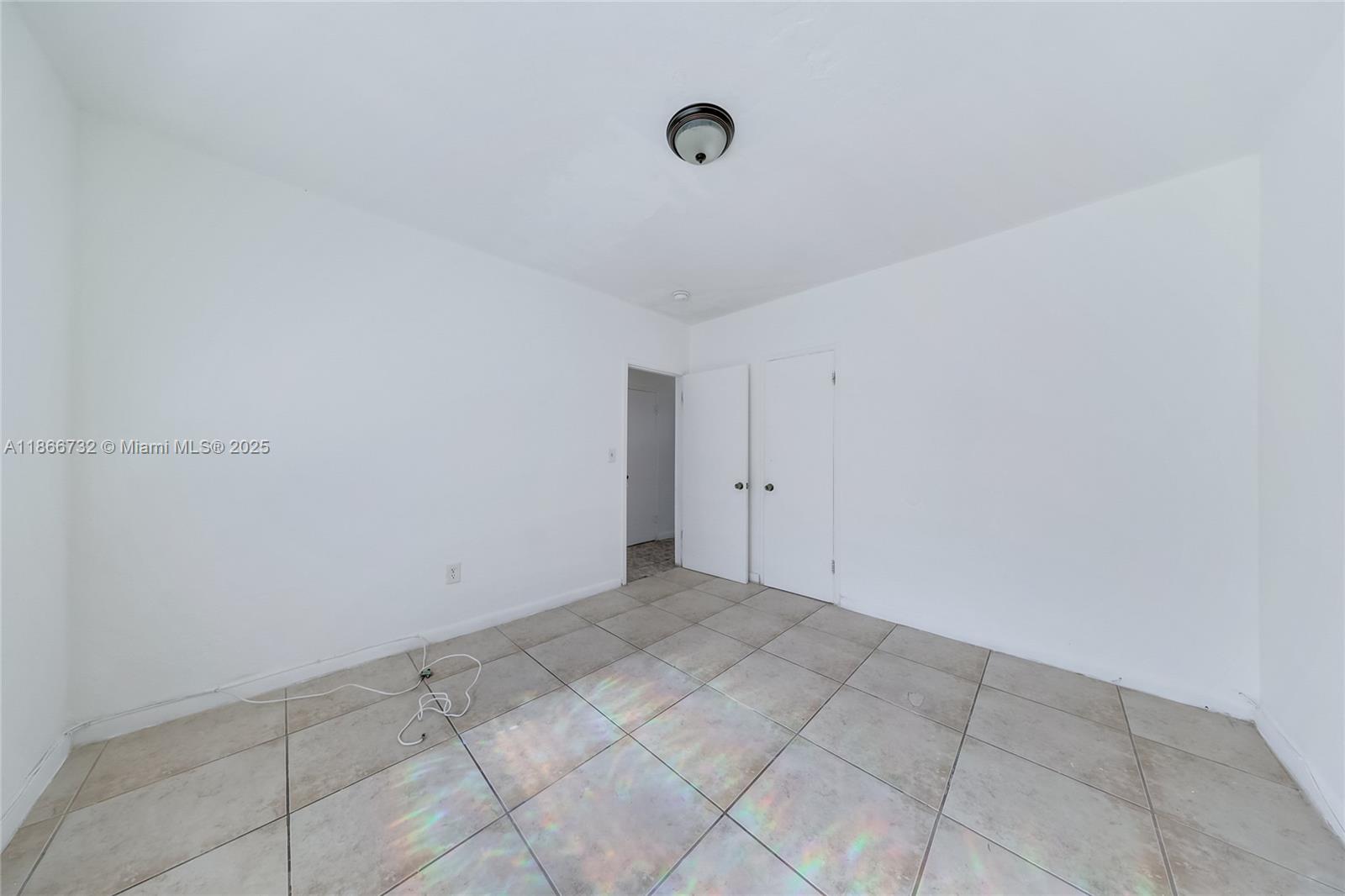 966 Biarritz Dr # 7