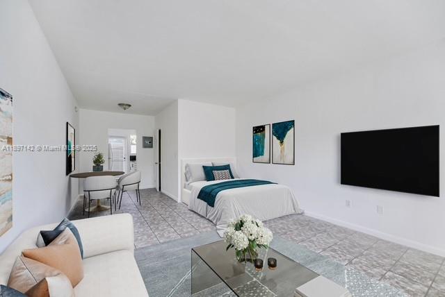 6930 Rue Versailles # 27, Miami Beach Unit: 27