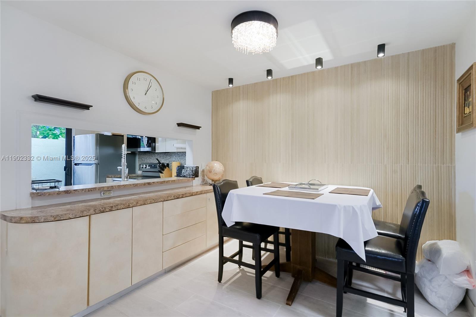 20940 Bay Ct # 3 Unit: 333-3