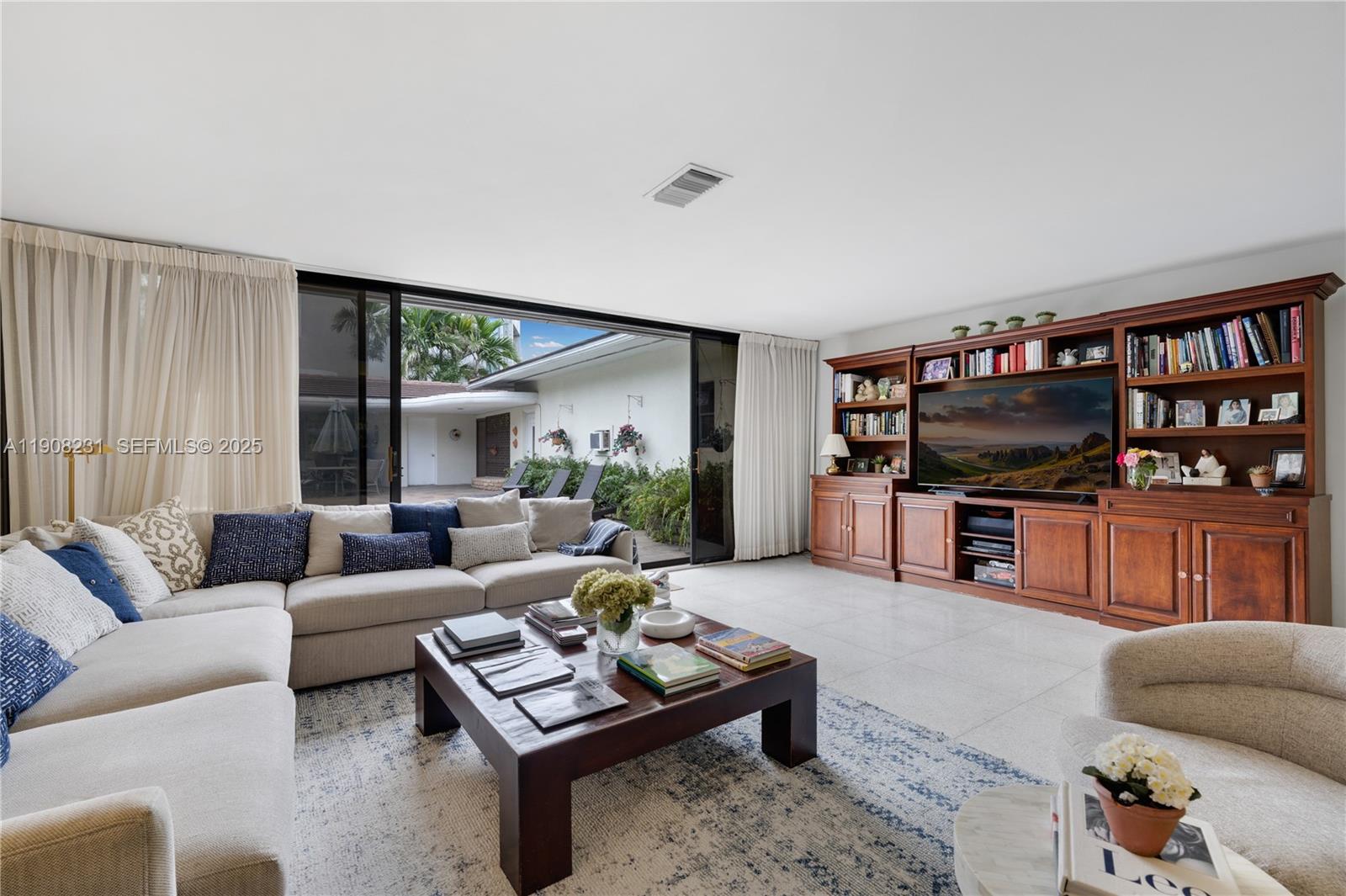 145 Harbour Way