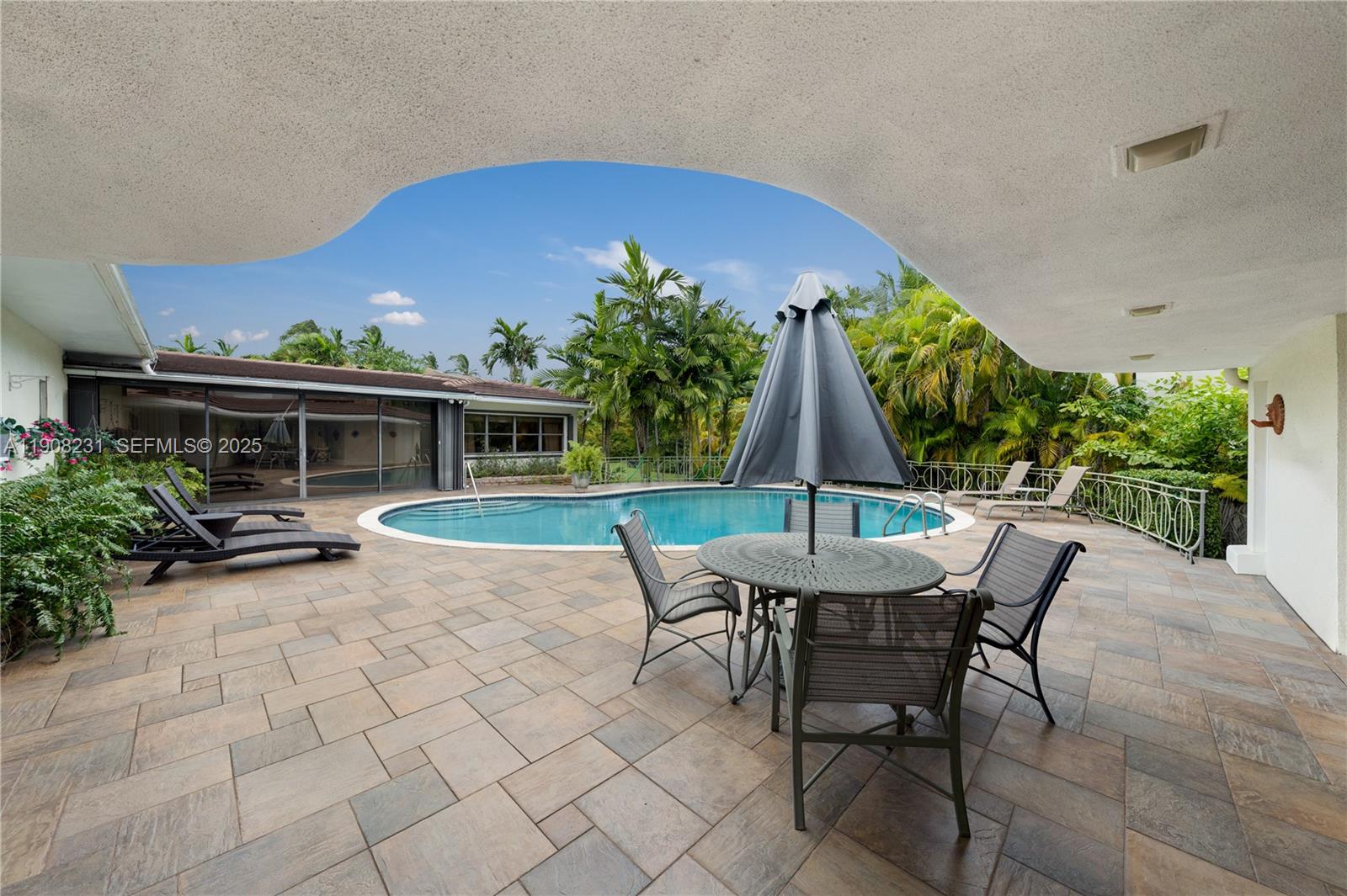 145 Harbour Way