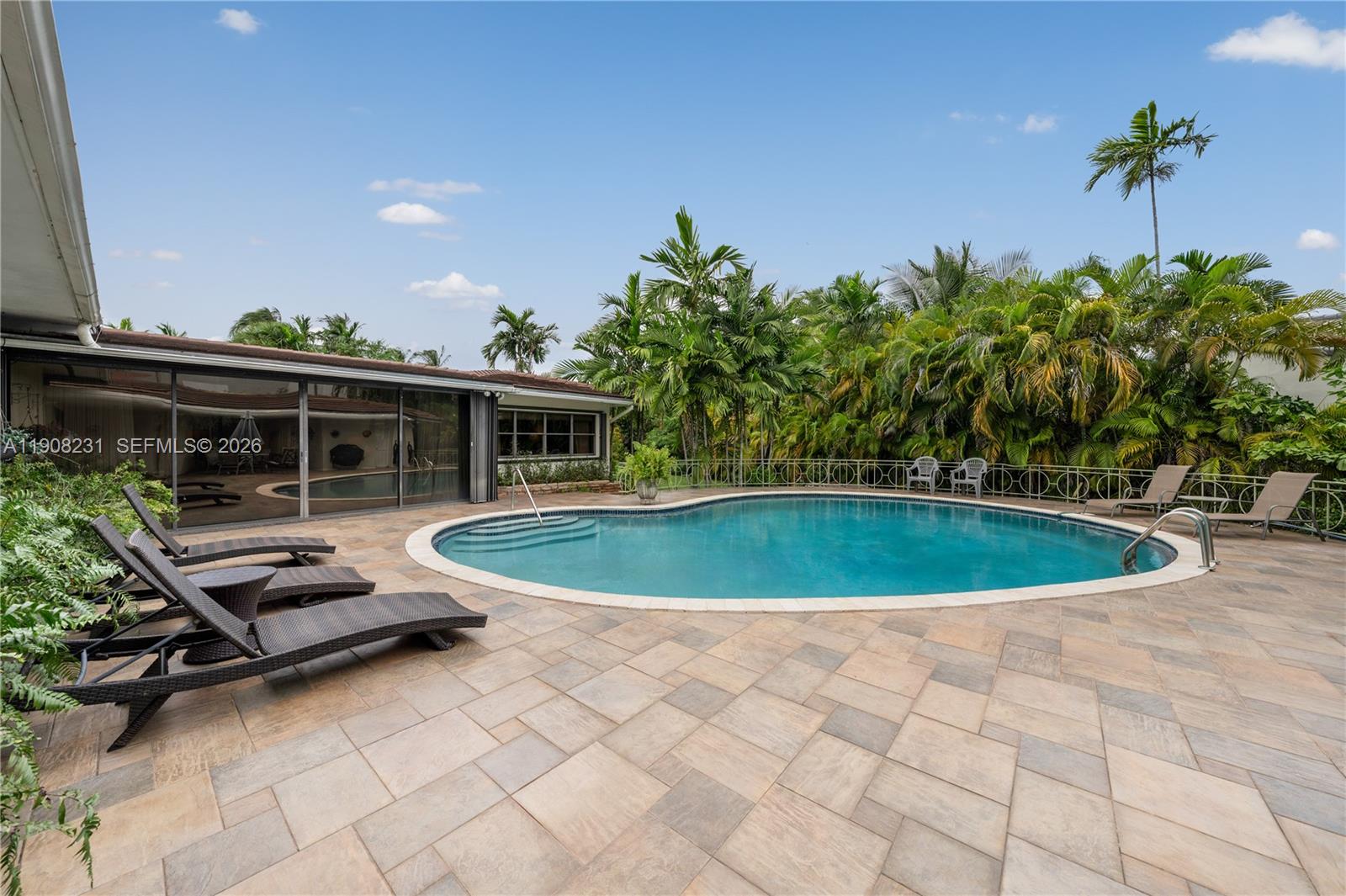 145 Harbour Way