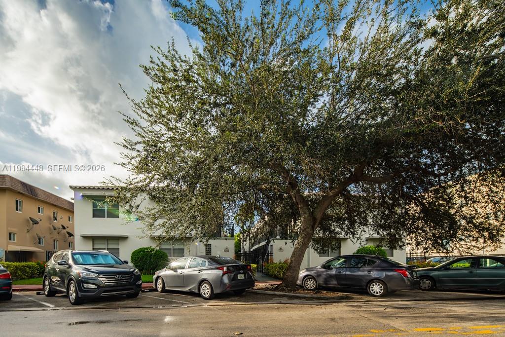 974 Biarritz Dr # 15