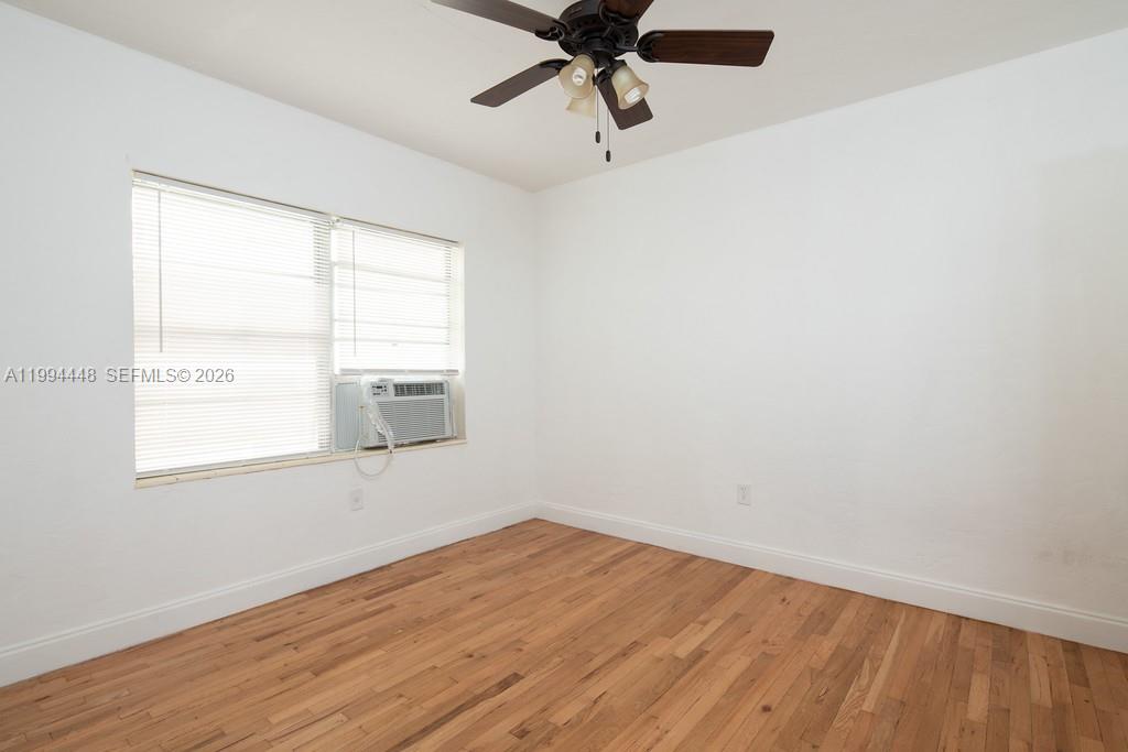 974 Biarritz Dr # 15