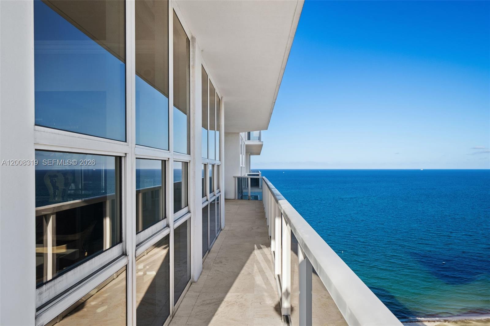 10225 Collins Ave # 2004