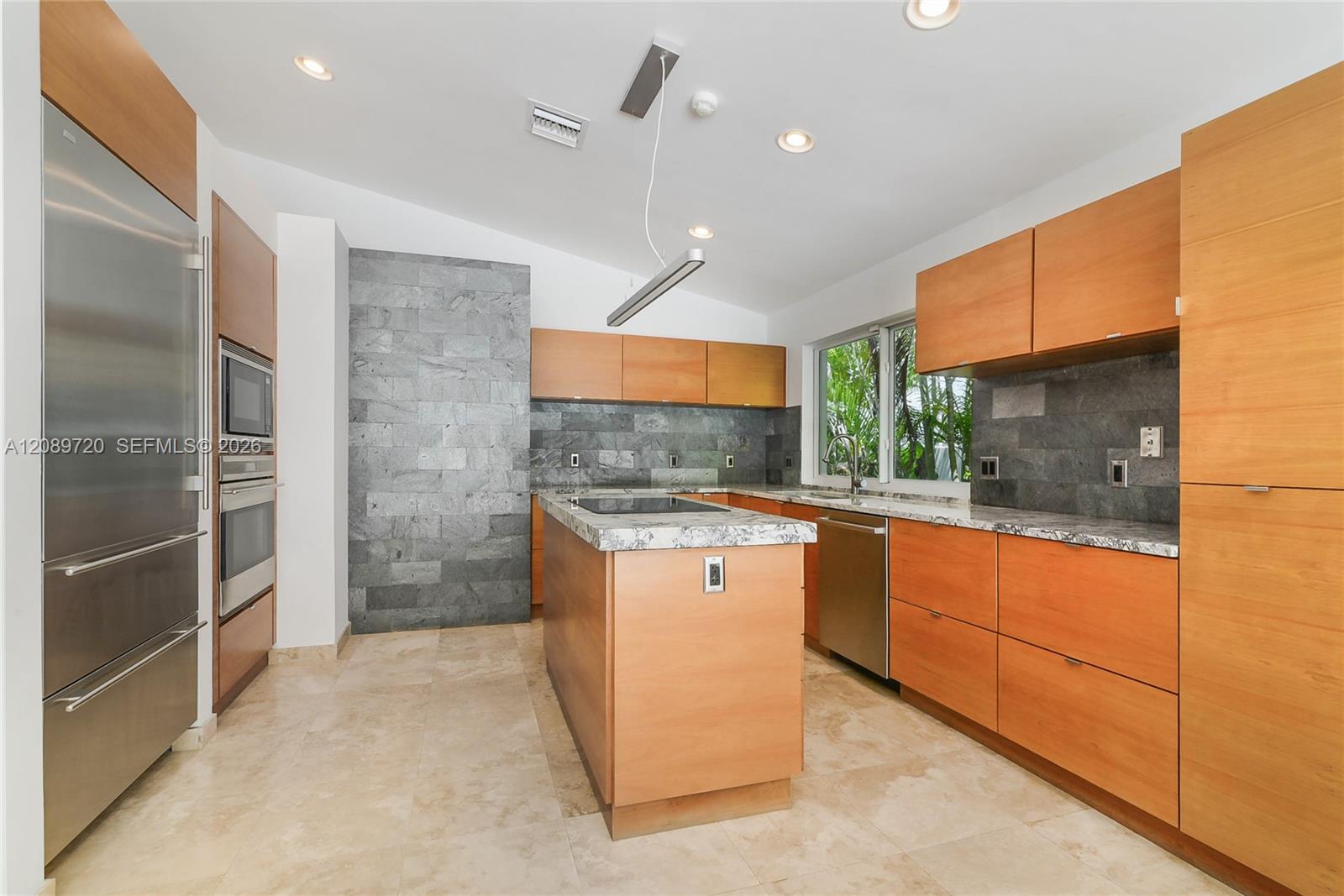 147 Golden Beach Dr