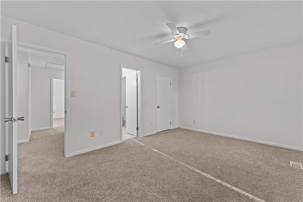 389 Jury LN D