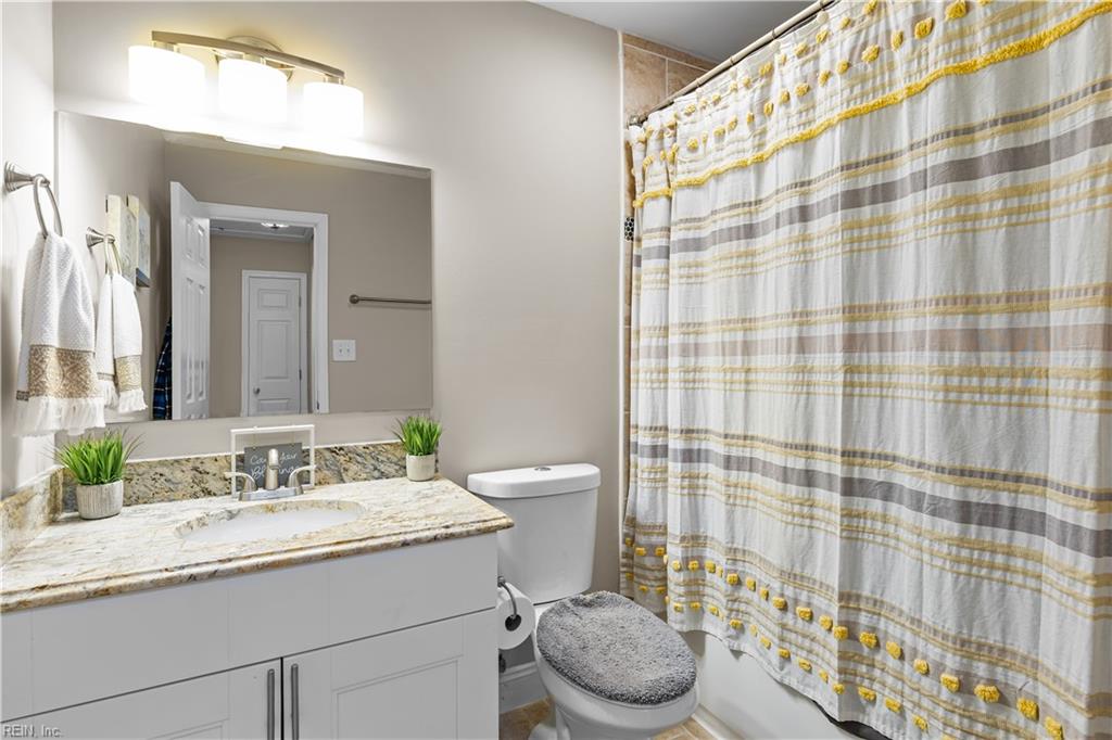 940 Jouett DR