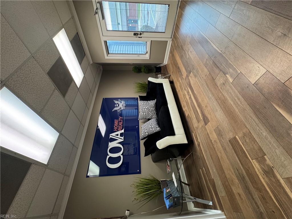 732 Thimble Shoals BLVD 603