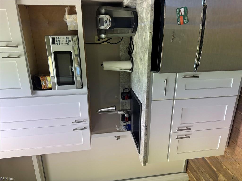 732 Thimble Shoals BLVD 603