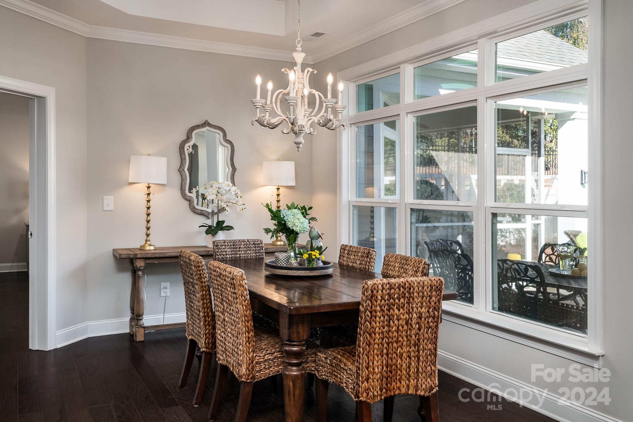 16108 Lakeside Loop Lane