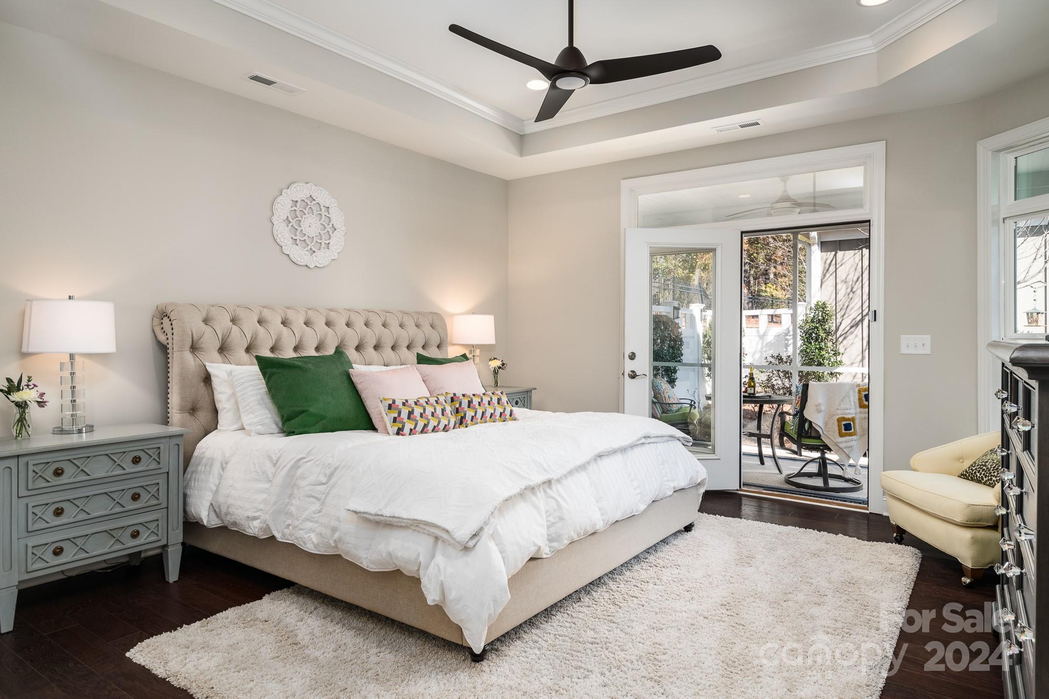 16108 Lakeside Loop Lane