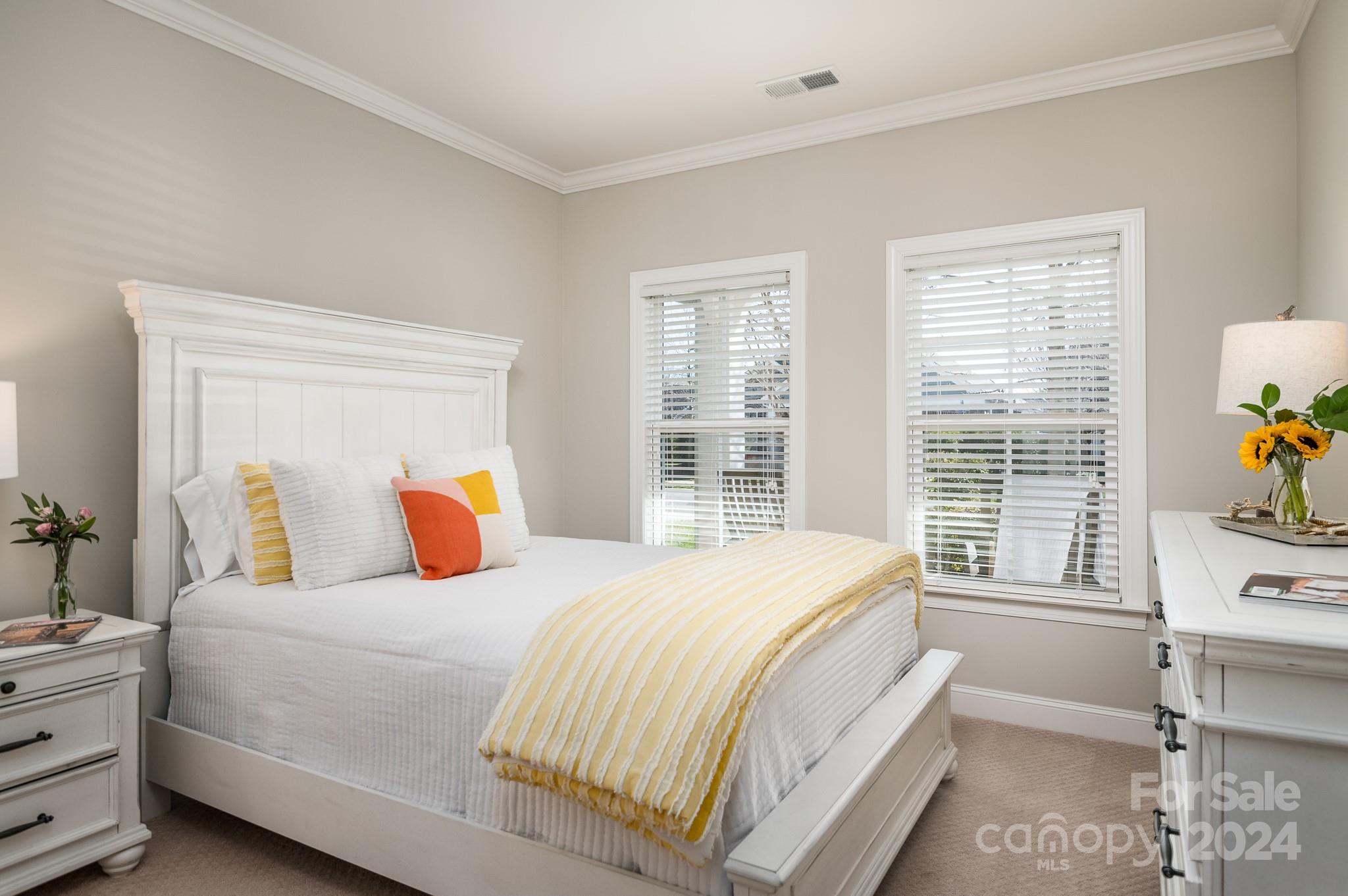 16108 Lakeside Loop Lane