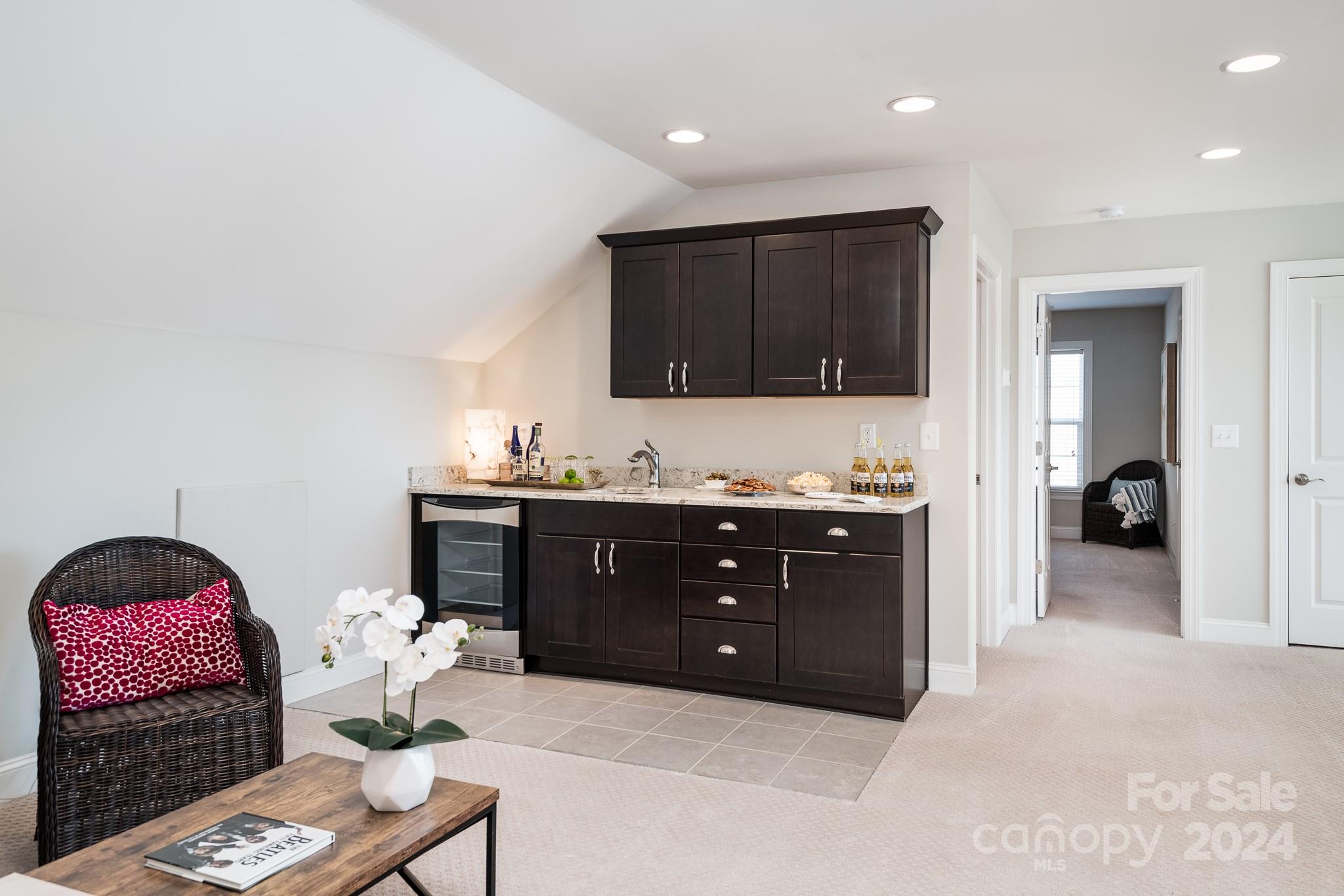 16108 Lakeside Loop Lane