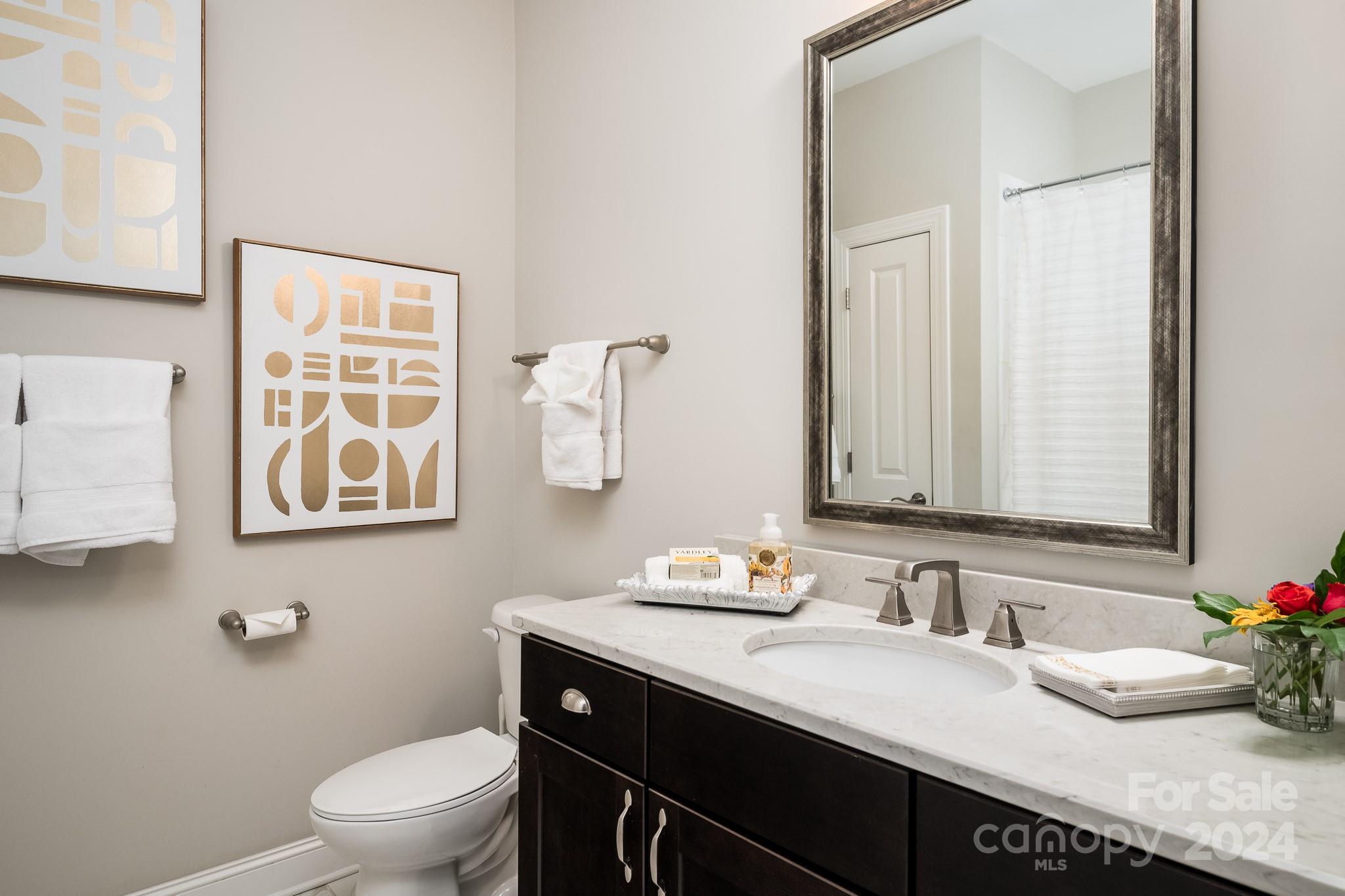 16108 Lakeside Loop Lane