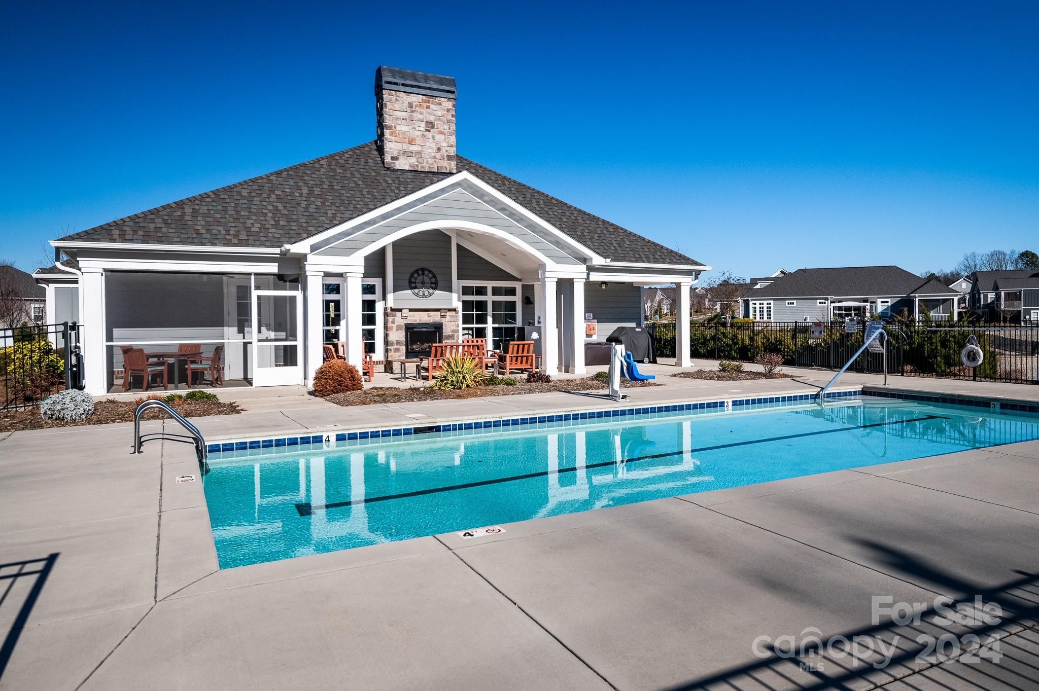 16108 Lakeside Loop Lane
