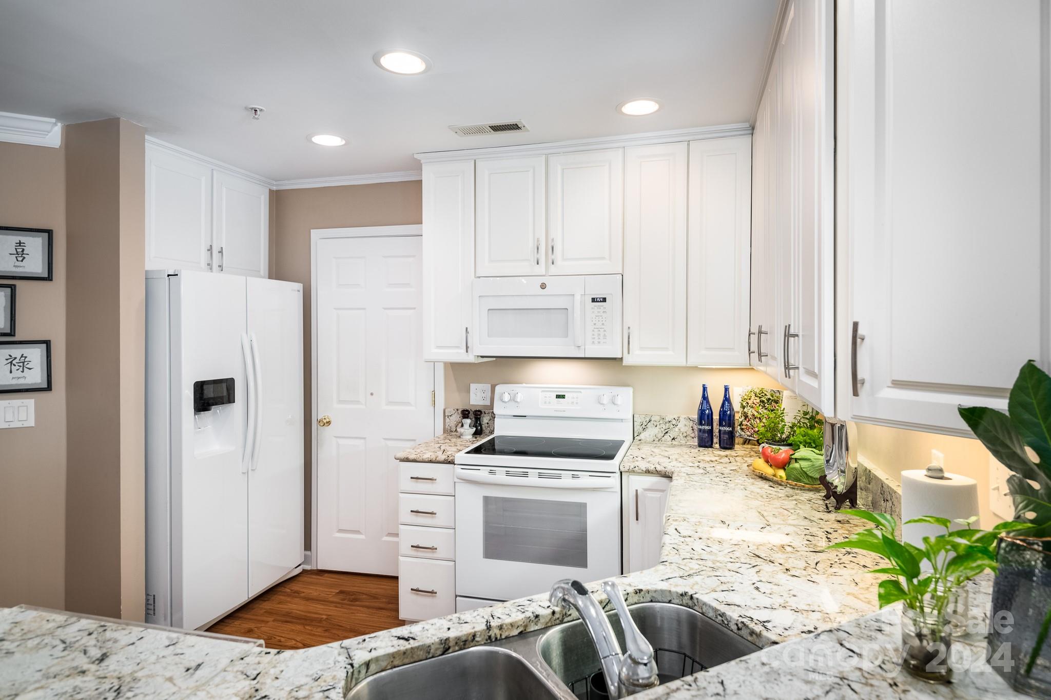 860 Jetton Street Unit: 69